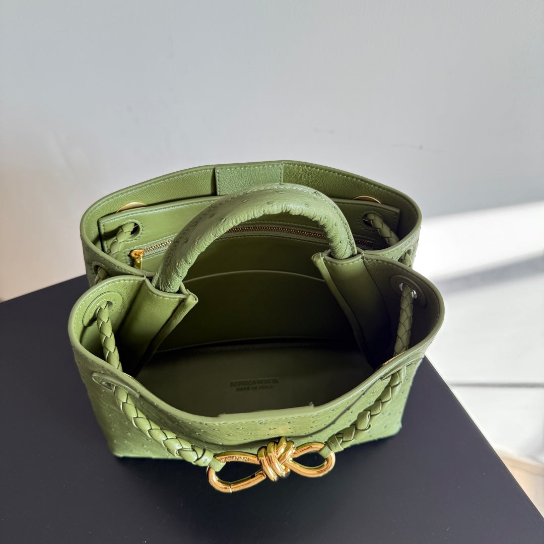 Bottega Veneta 2026 Andiamo Bag Avocado Green Ostrich Leather