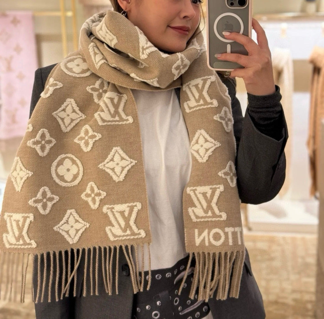 LV 3D Scarf 220cm Beige White Cashmere 973416
