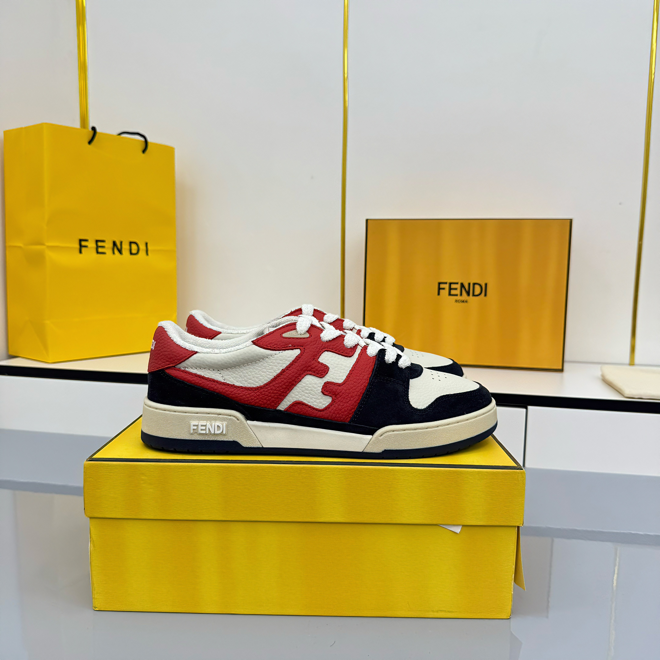 Fendi 2025 Sneaker Red Black Suede Cowhide 559784