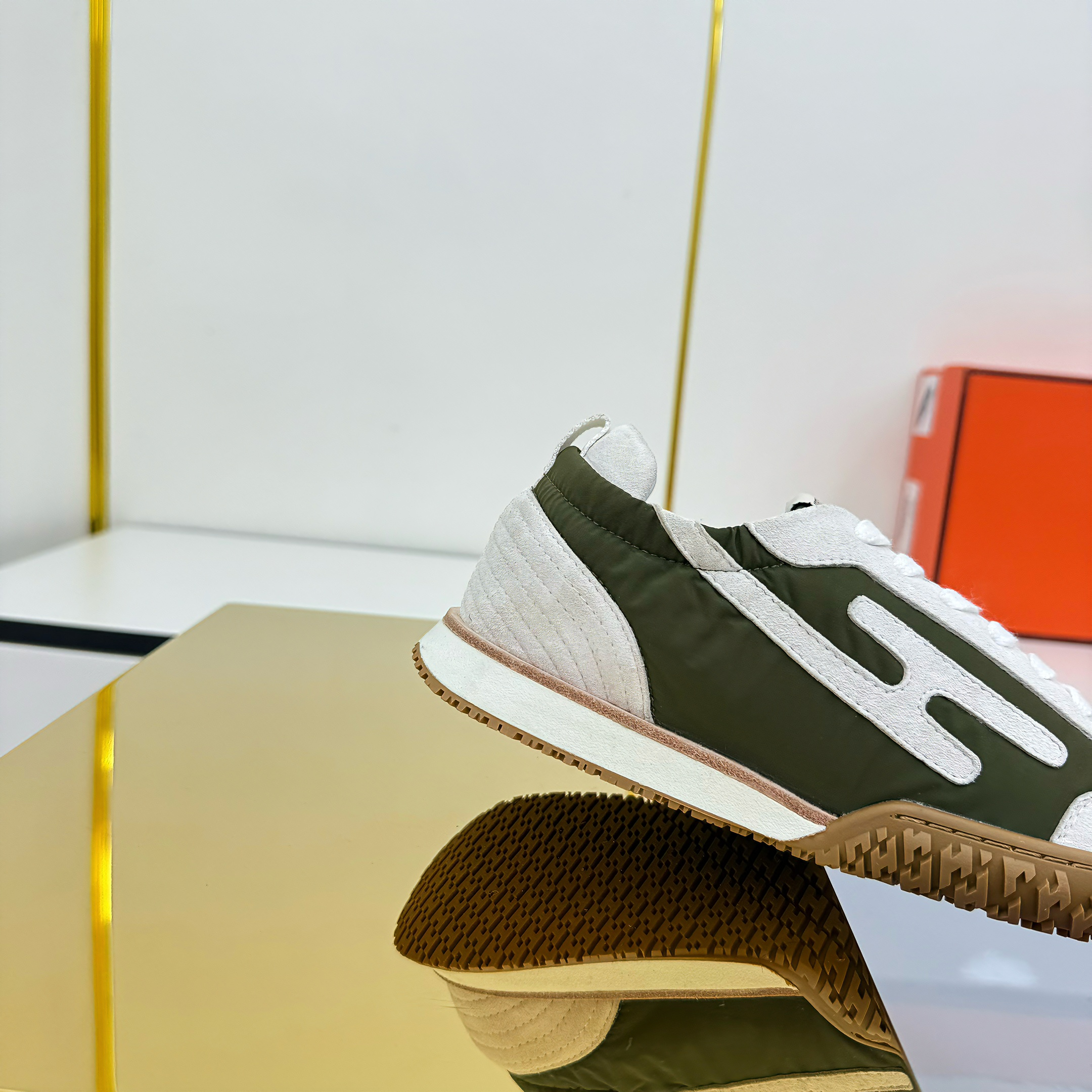 HM 2026 Casual Sneakers Olive Green Ivory Fabric Suede 667353