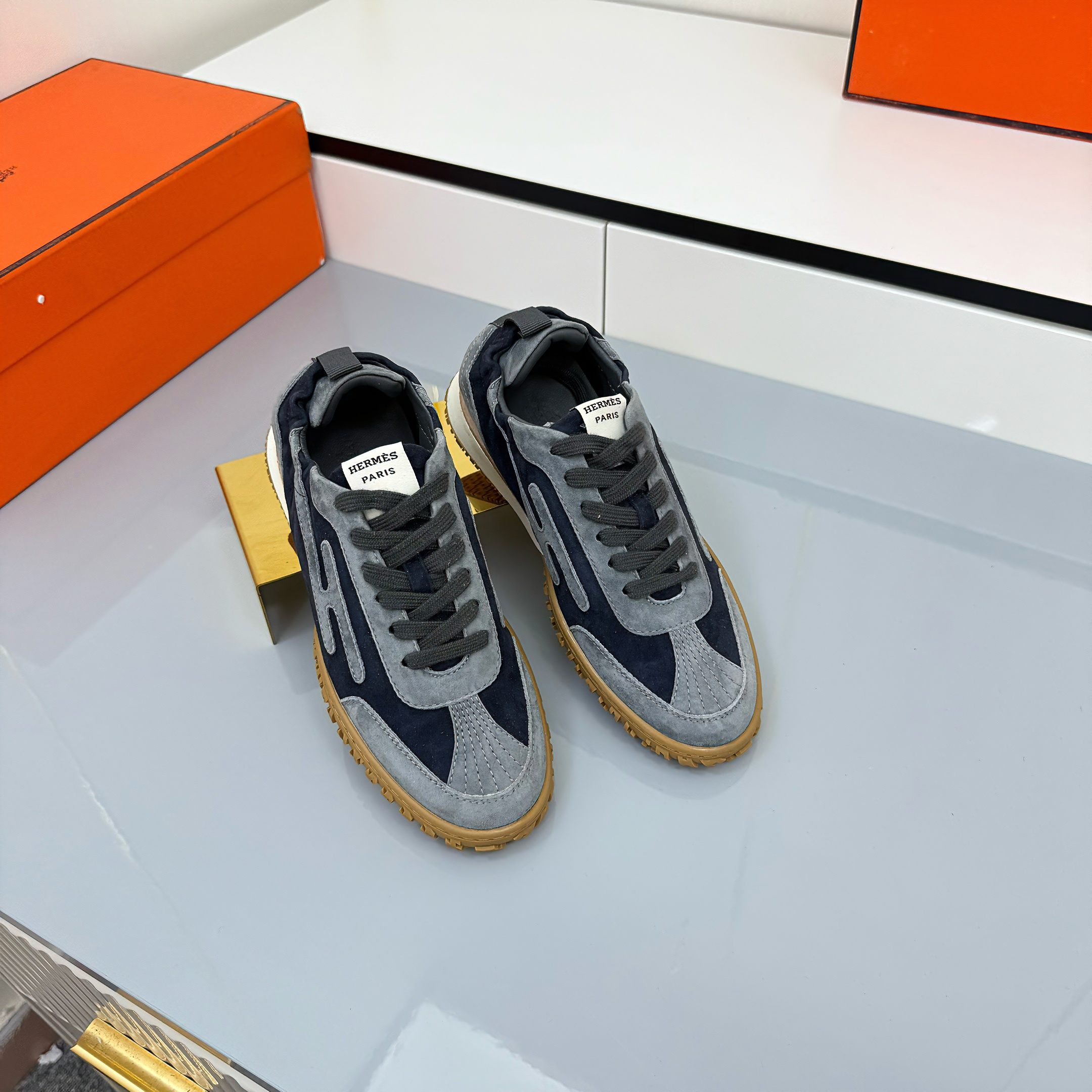 HM 2026 Casual Sneakers Navy Blue Suede 667358