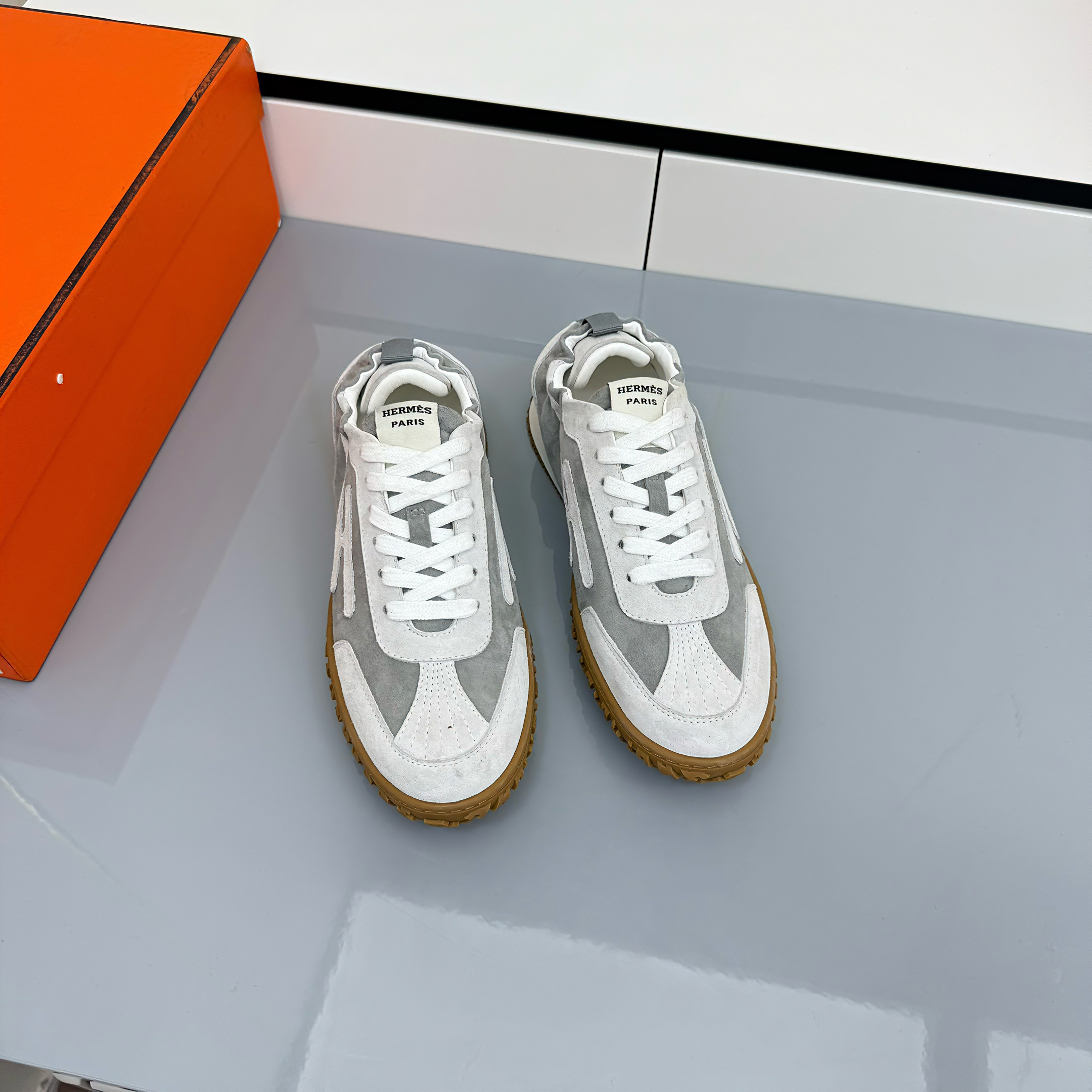 HM 2026 Casual Sneakers Gray Suede 667359