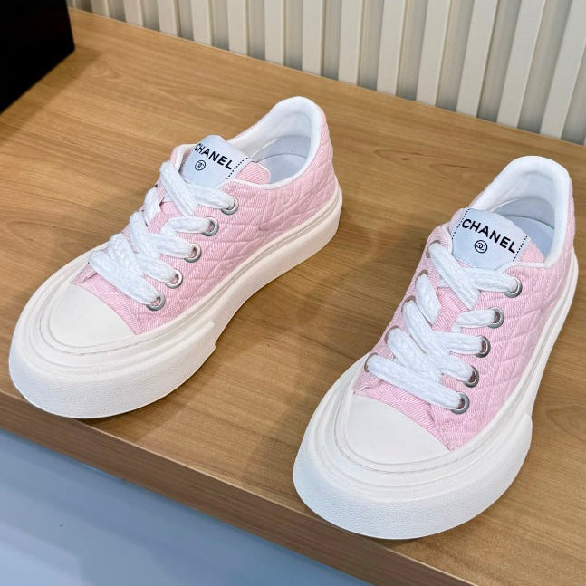Chanel 2026 Low-Top Sneakers Fabric 986921