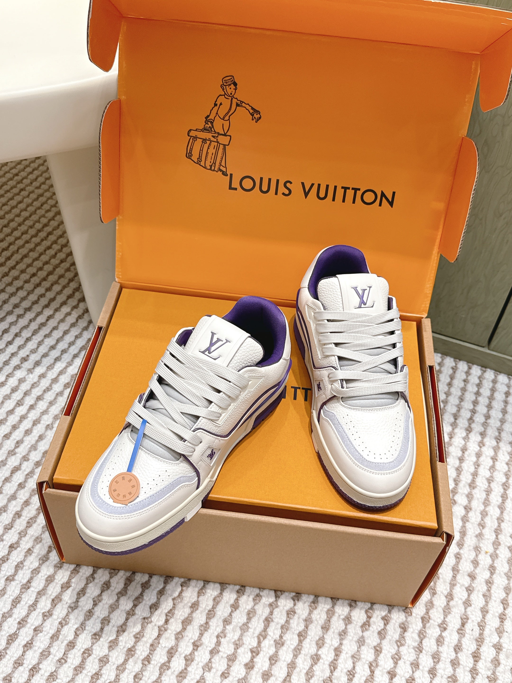 LV 26ss Trainer Sneakers White Purple Cowhide 657903