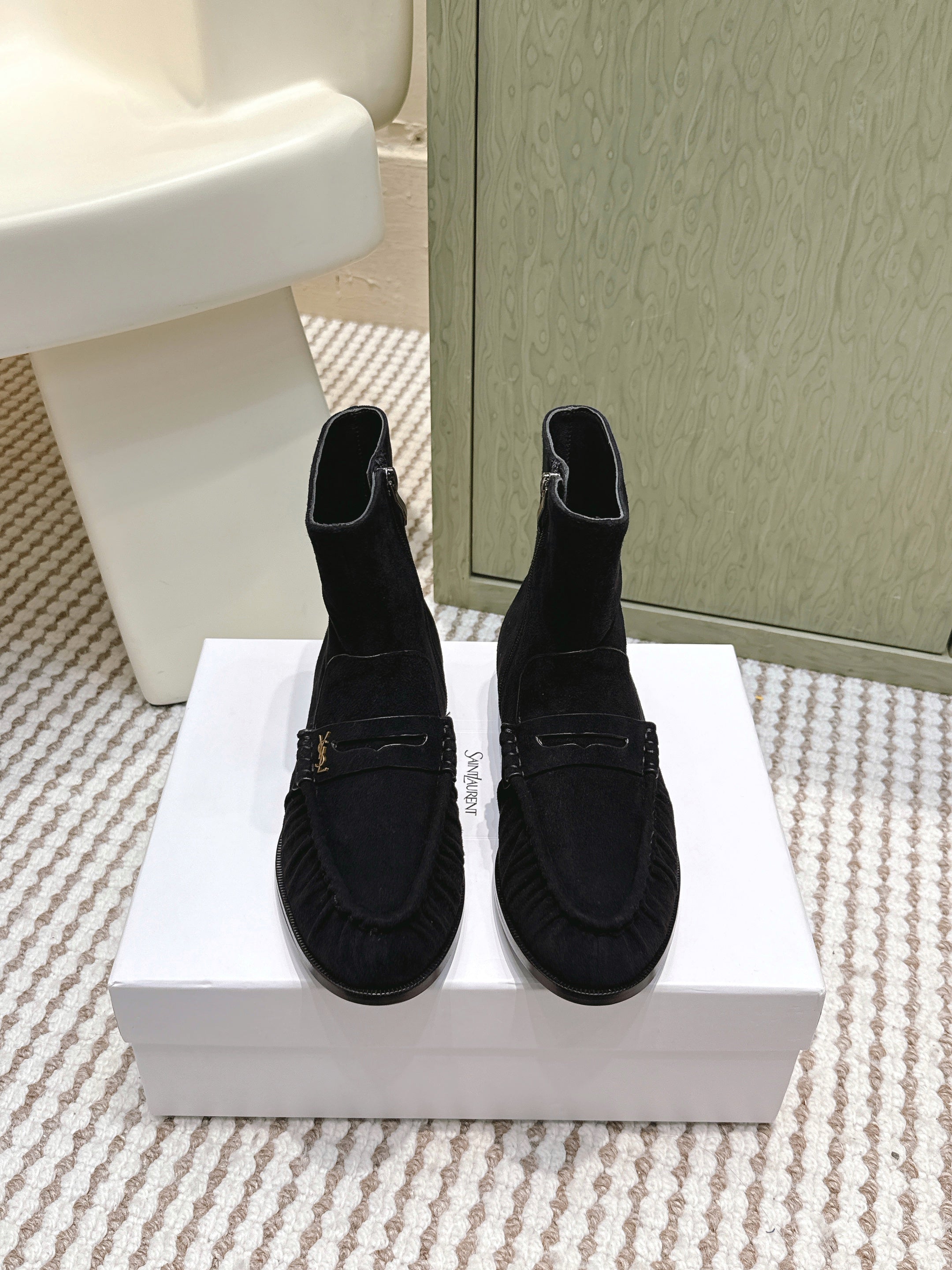 YSL 2025 High-top Loafer Black Suede 569417
