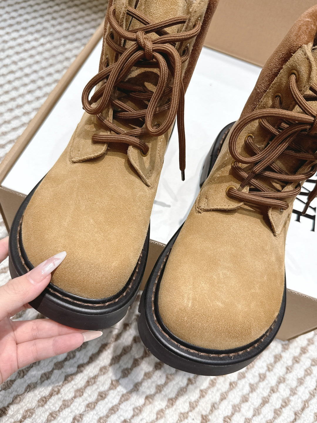 Loewe 2025 Sierra Ankle Boot Tan Black Suede  556050