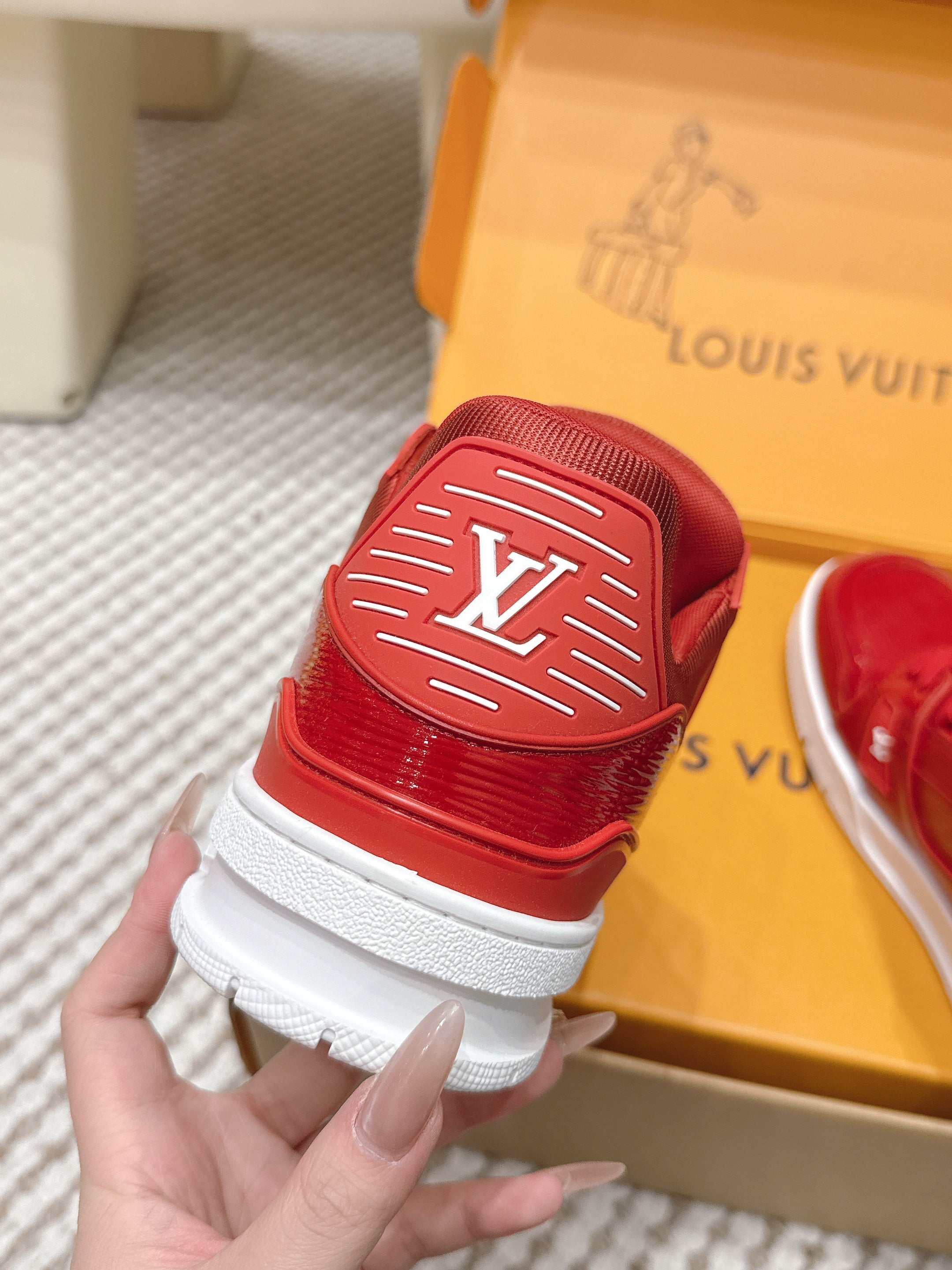 LV 26ss Trainer Sneakers Red Cowhide 657931