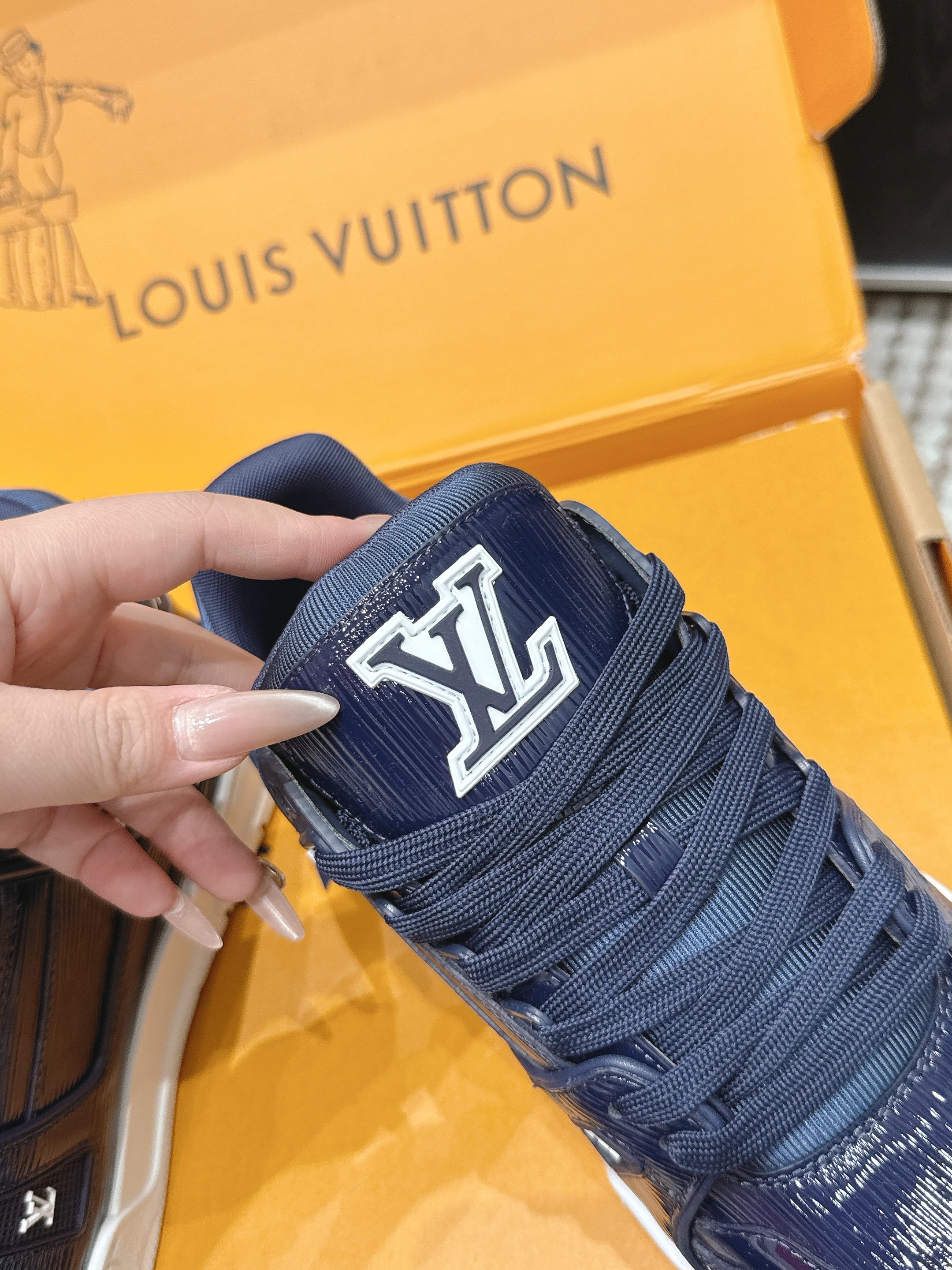 LV 26ss Trainer Sneakers Navy Blue Cowhide 657932