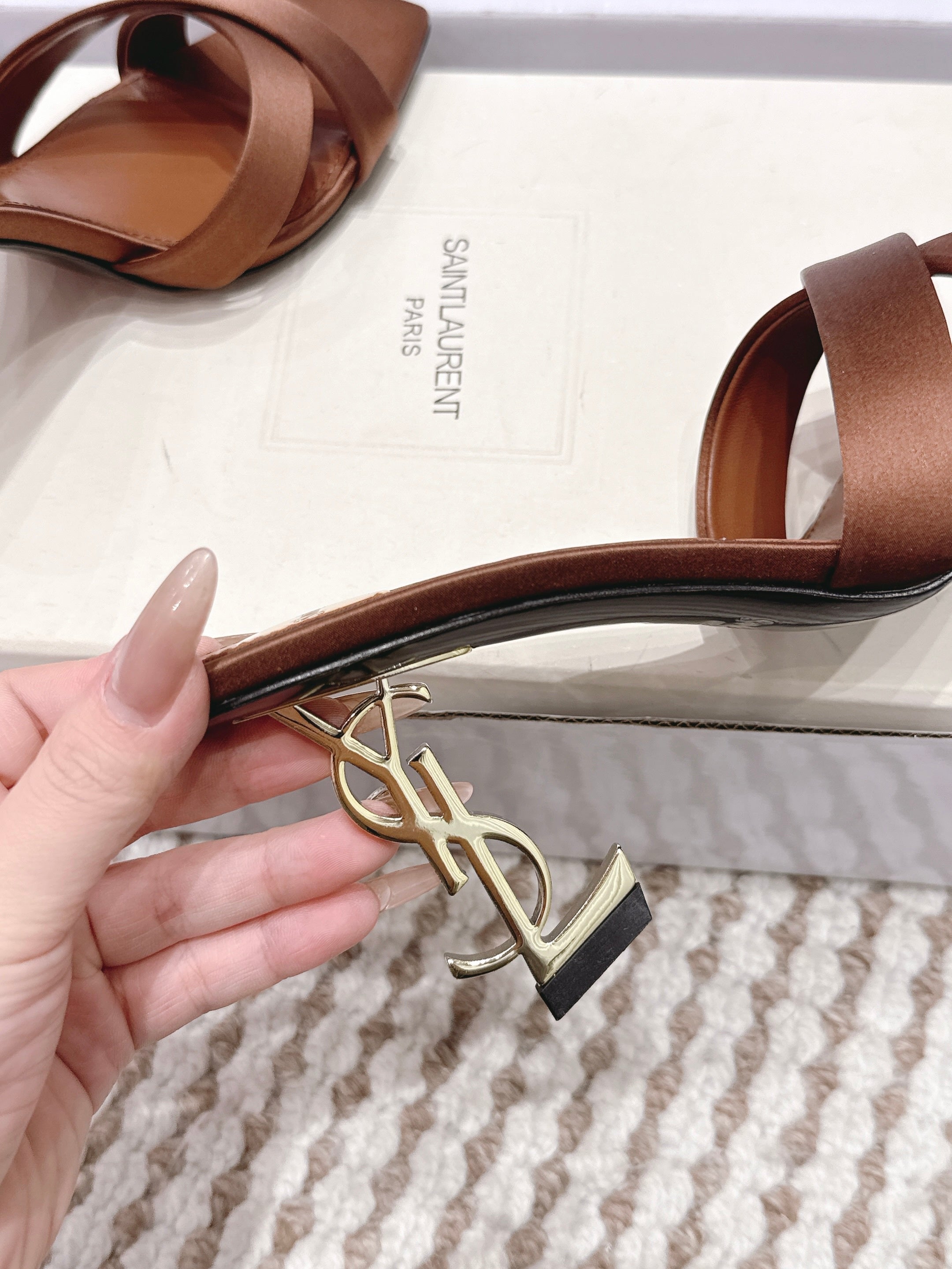 YSL 26ss High-Heeled Mules 85 Brown Satin Leather 660671