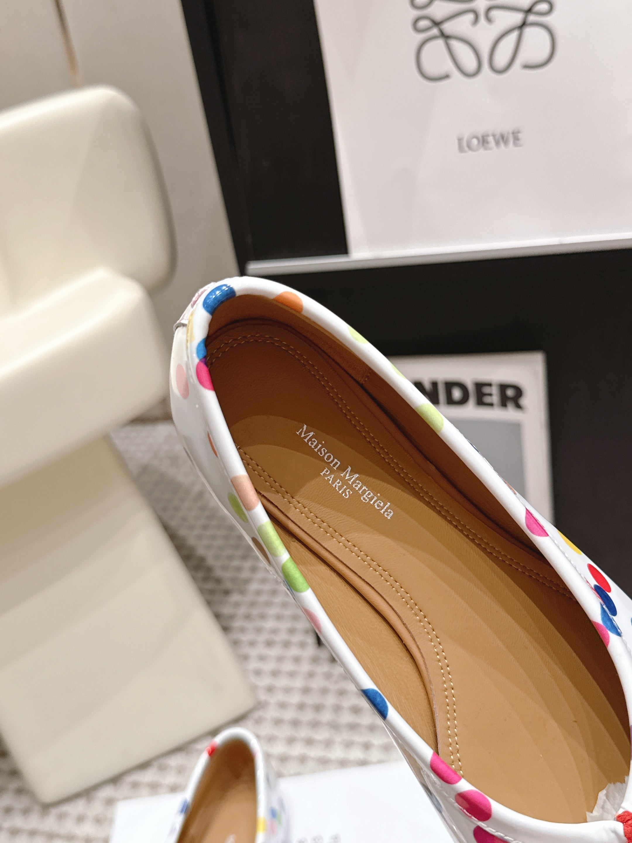 Maison Margiela 2026 Tabi Ballet Flats White Mix Colors Sheepskin 846161