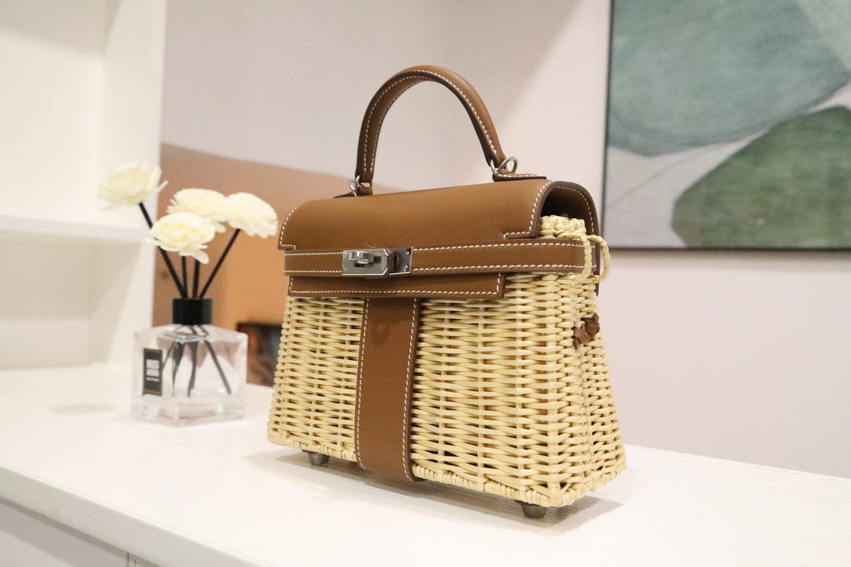 High-end Hermes 2026 Kelly Picnic Bag 20cm Golden Brown Leather/Woven Rattan