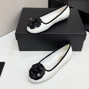 CC 25 Ballet Flat Flower White Quilted Calfskin