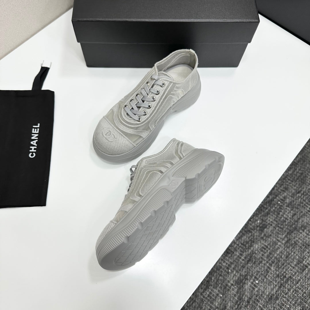 CC 26s Casual Sneakers Rhinestones Light Gray Mesh Sheepskin 626363