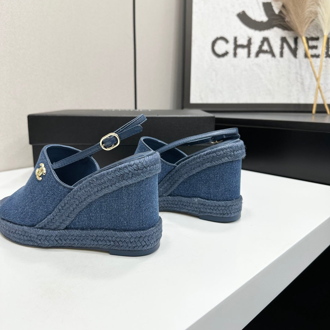 Chanel 2026 Wedge Sandals 100mm Leather 696364