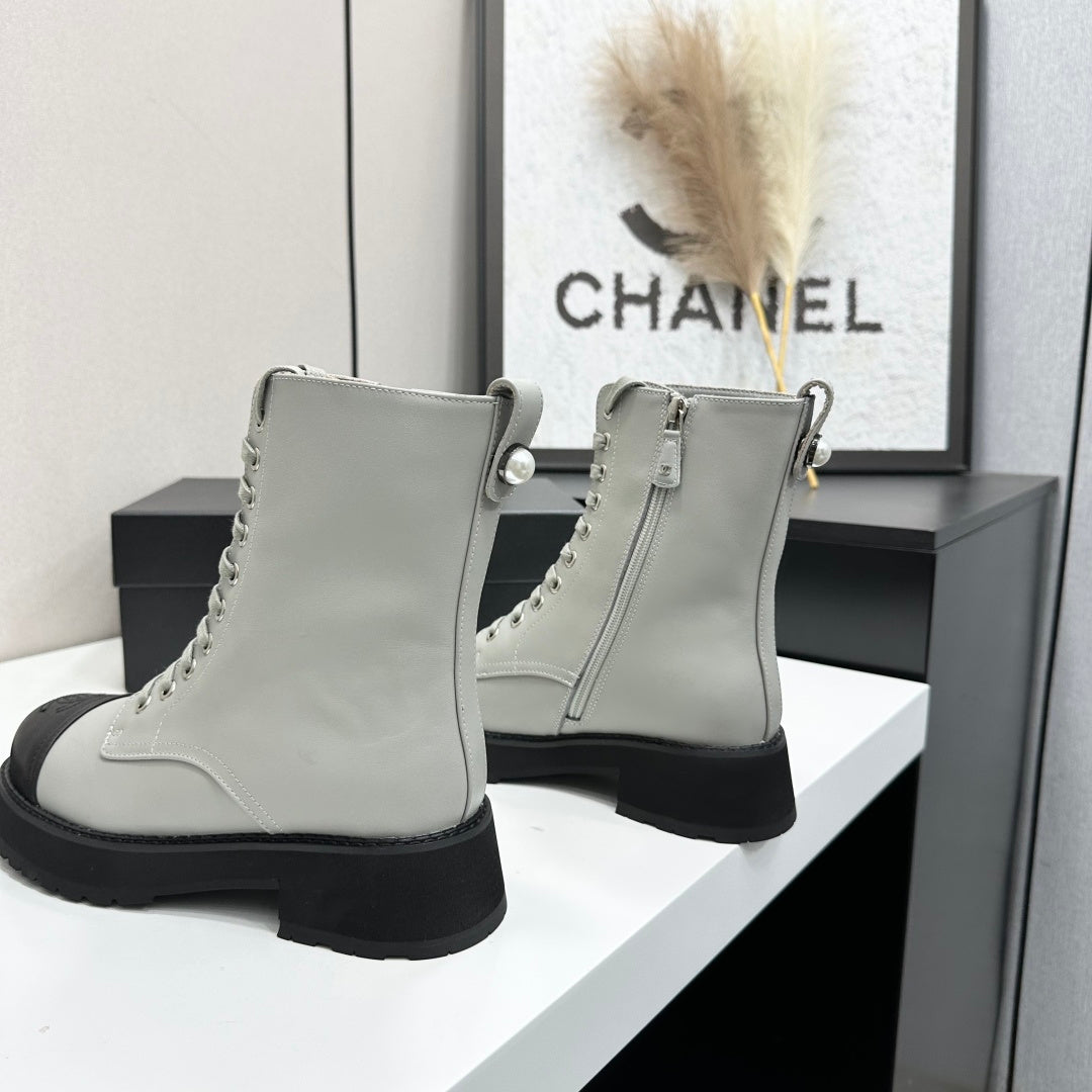 Chanel 2026 Platform Lace-up Martin Boots Cowhide 944604