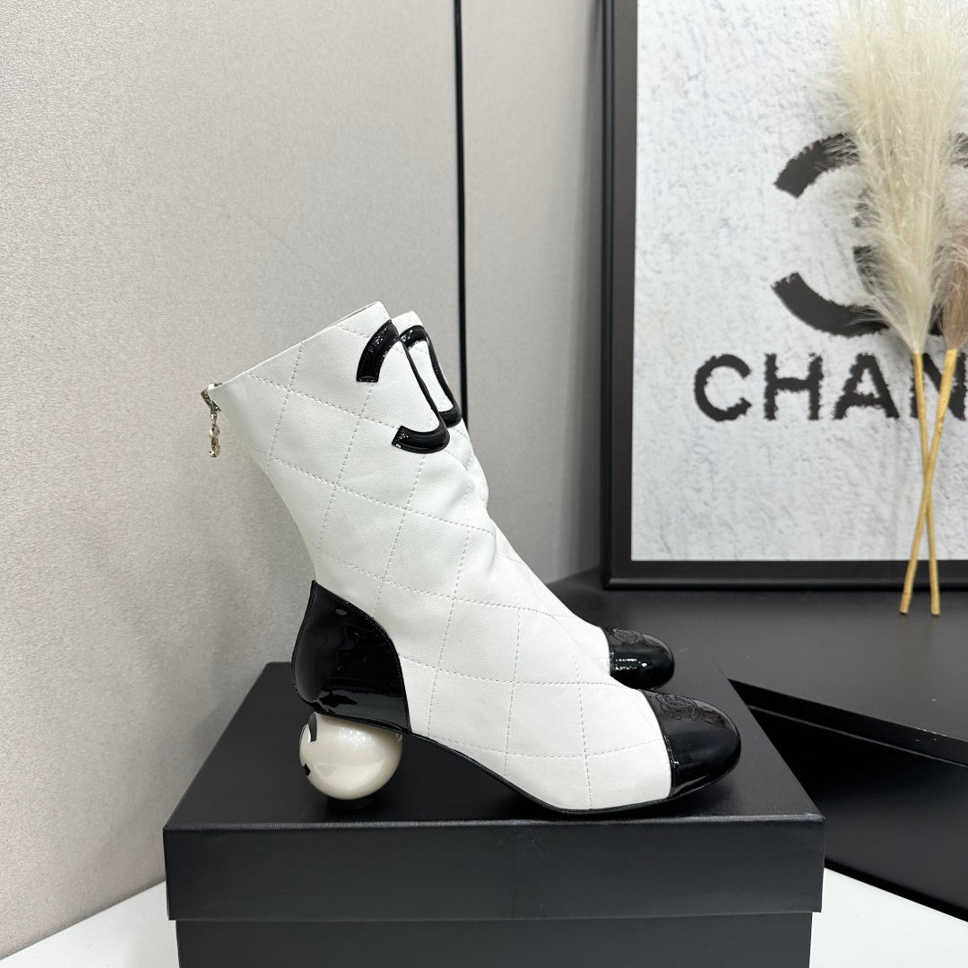 Chanel 2026 Double C Pearl Boots 50mm Cowhide 986142