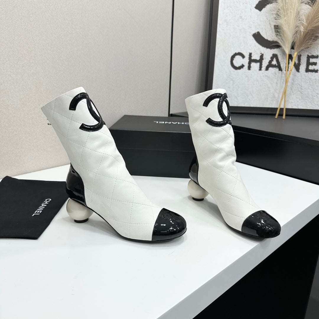 Chanel 2026 Double C Pearl Boots 50mm Cowhide 986142