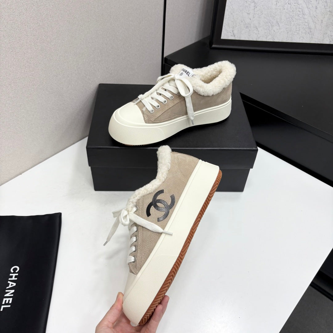 Chanel 2026 Low-Top Platform Sneakers Leather Suede Wool 193777