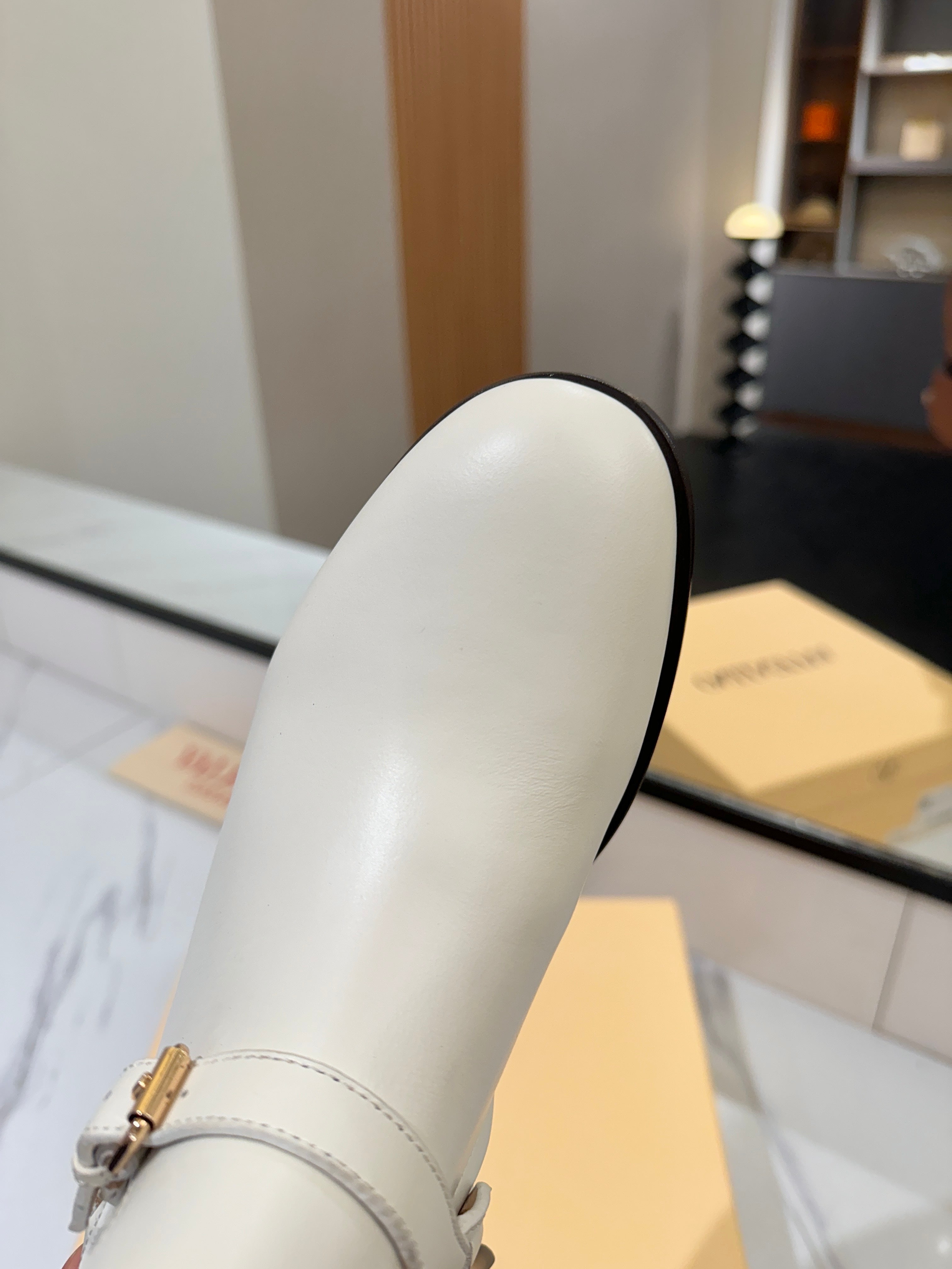 Valentino 2025 Pattie Boot White Calfskin 560746