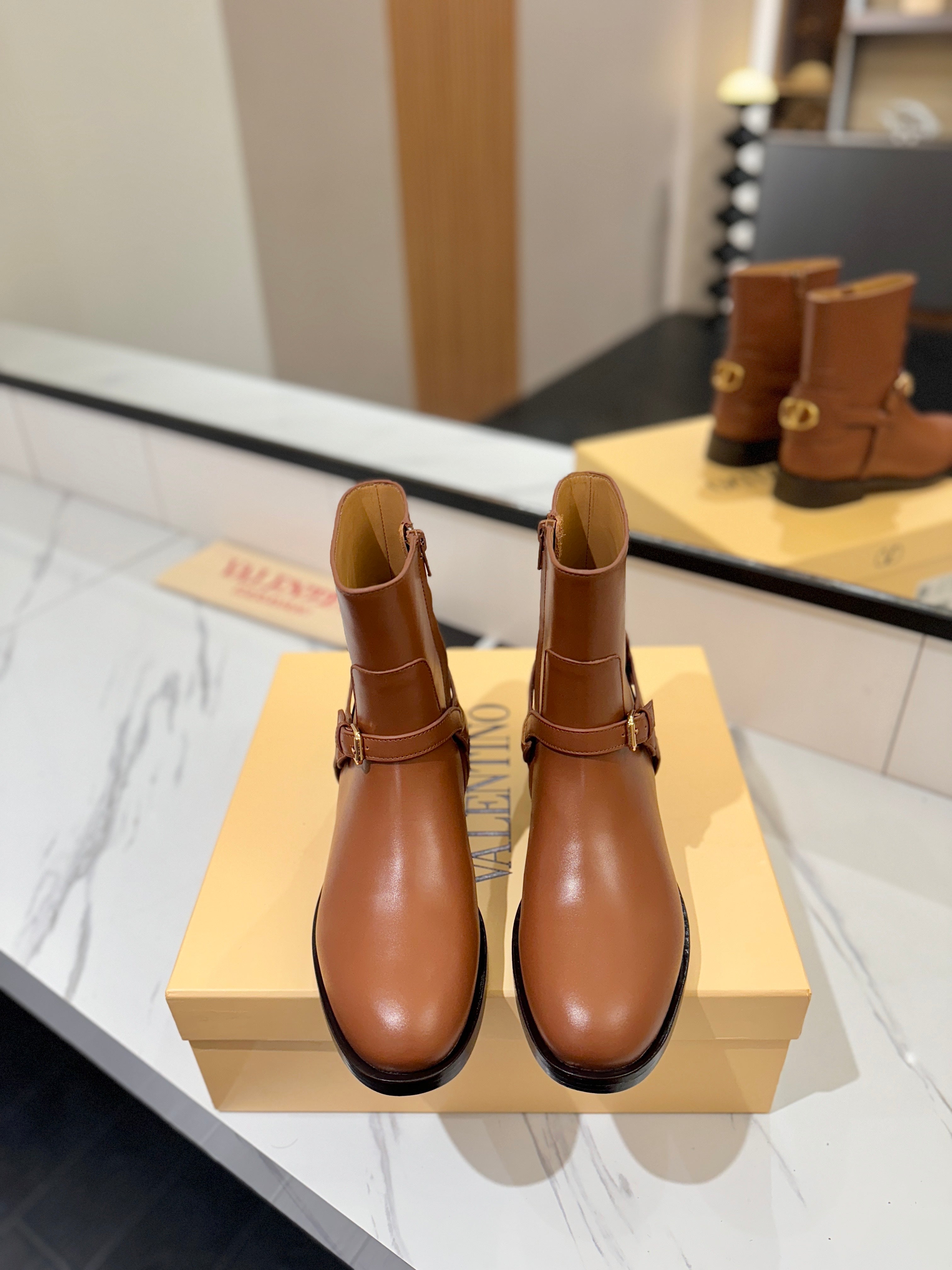 Valentino 2025 Pattie Boot Brown Calfskin 560749