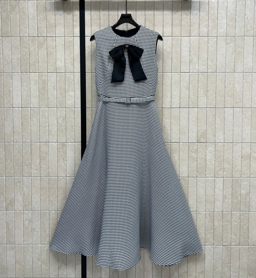 Dior 2026 Houndstooth Sleeveless Dress Black White Polyester