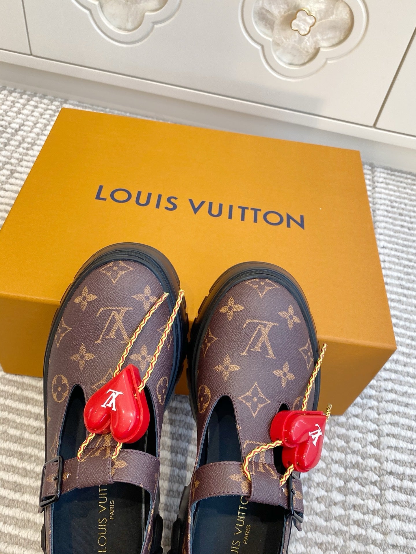LV 2026 T-strap Loafer With Heart-shaped Brown Red Canvas Cowhide 595877