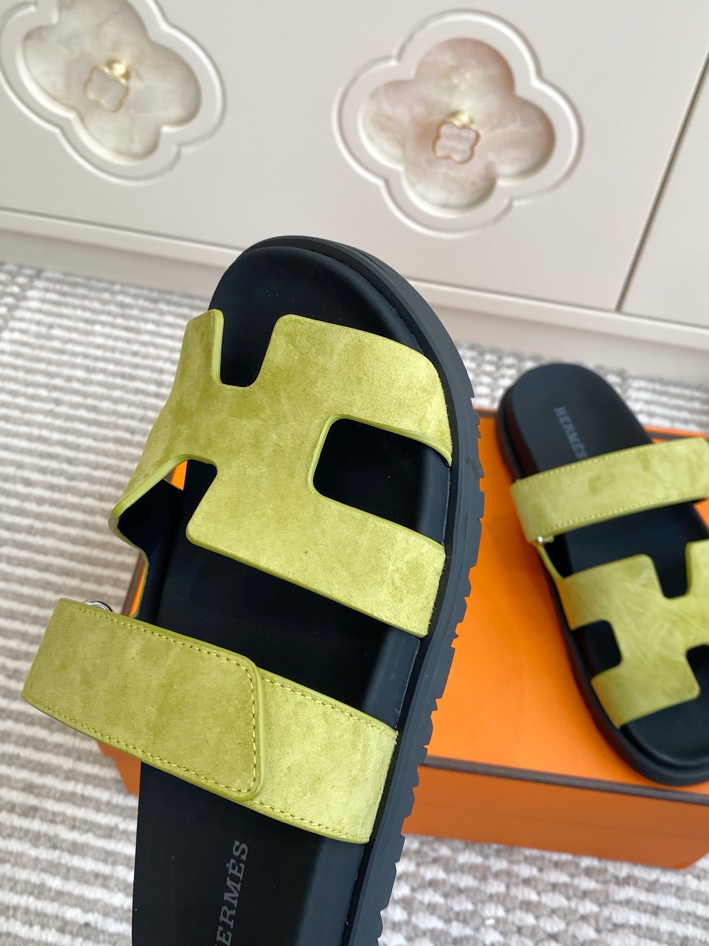 Hermes 2026 Chypre Sandal Suede 595828