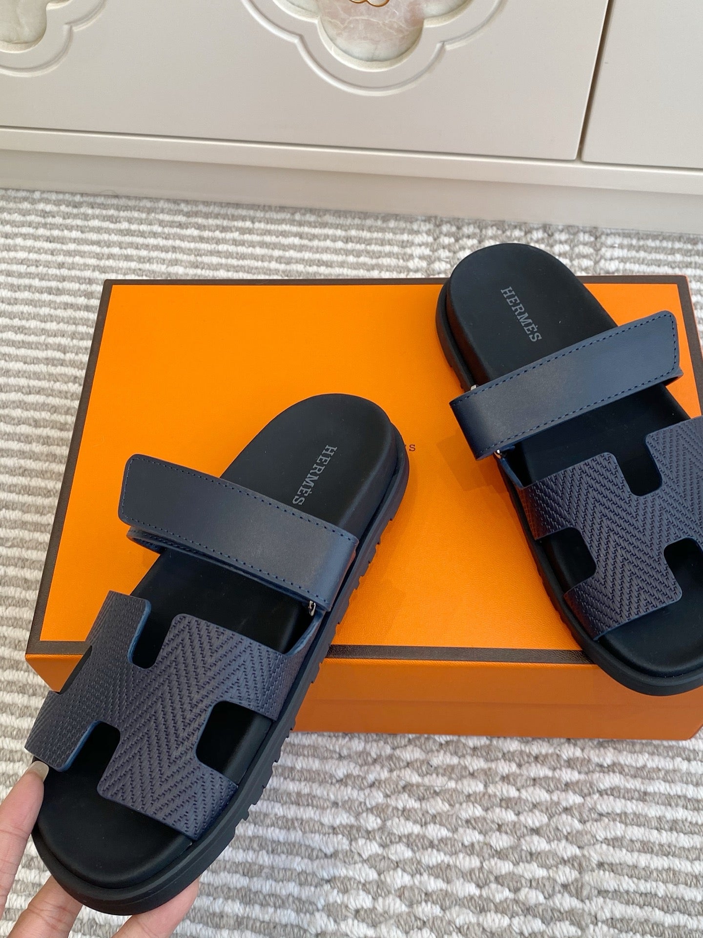 Hermes 2026 Chypre Sandal Leather 647814