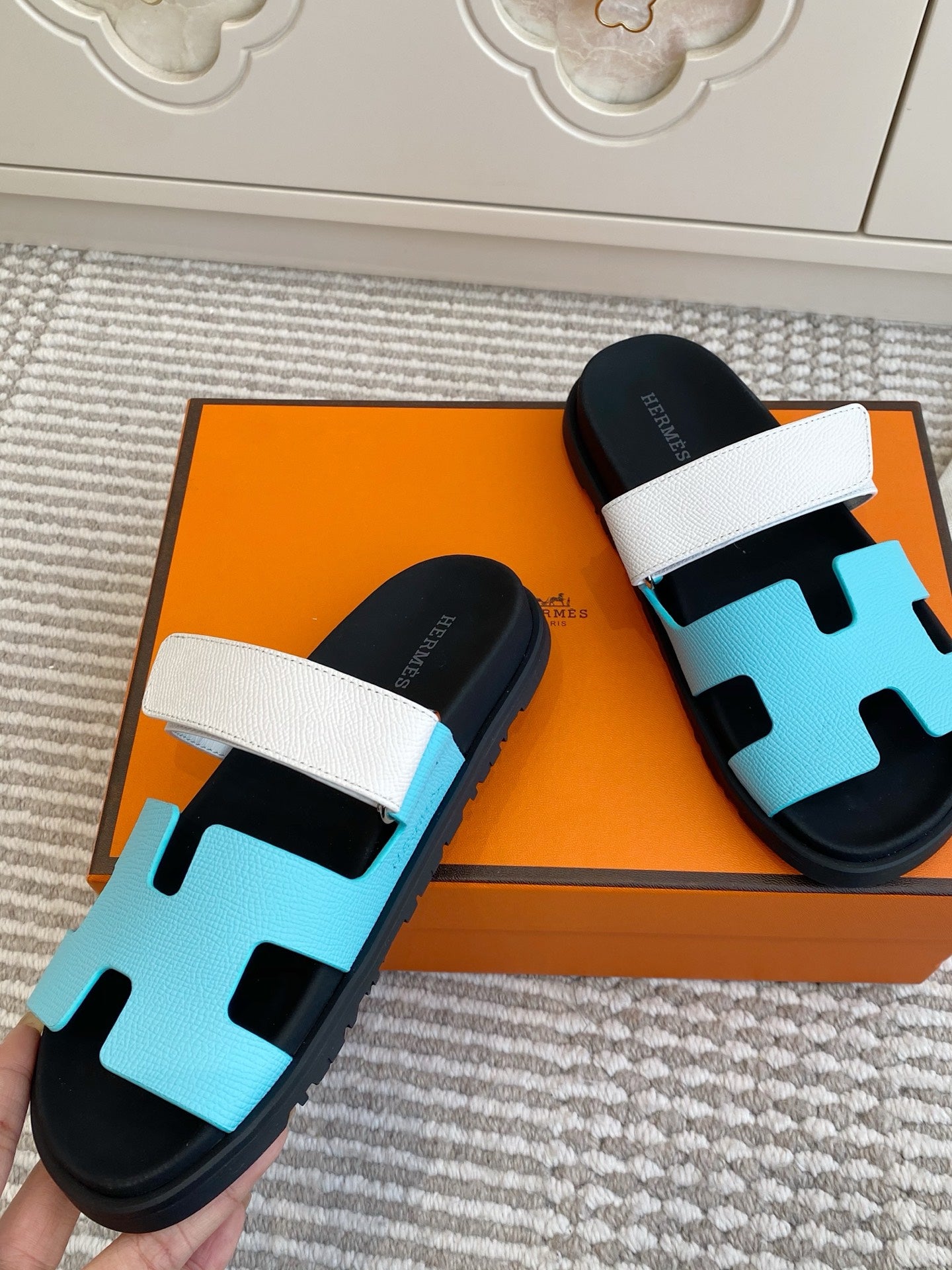 Hermes 2026 Chypre Sandal Epsom Leather 647818