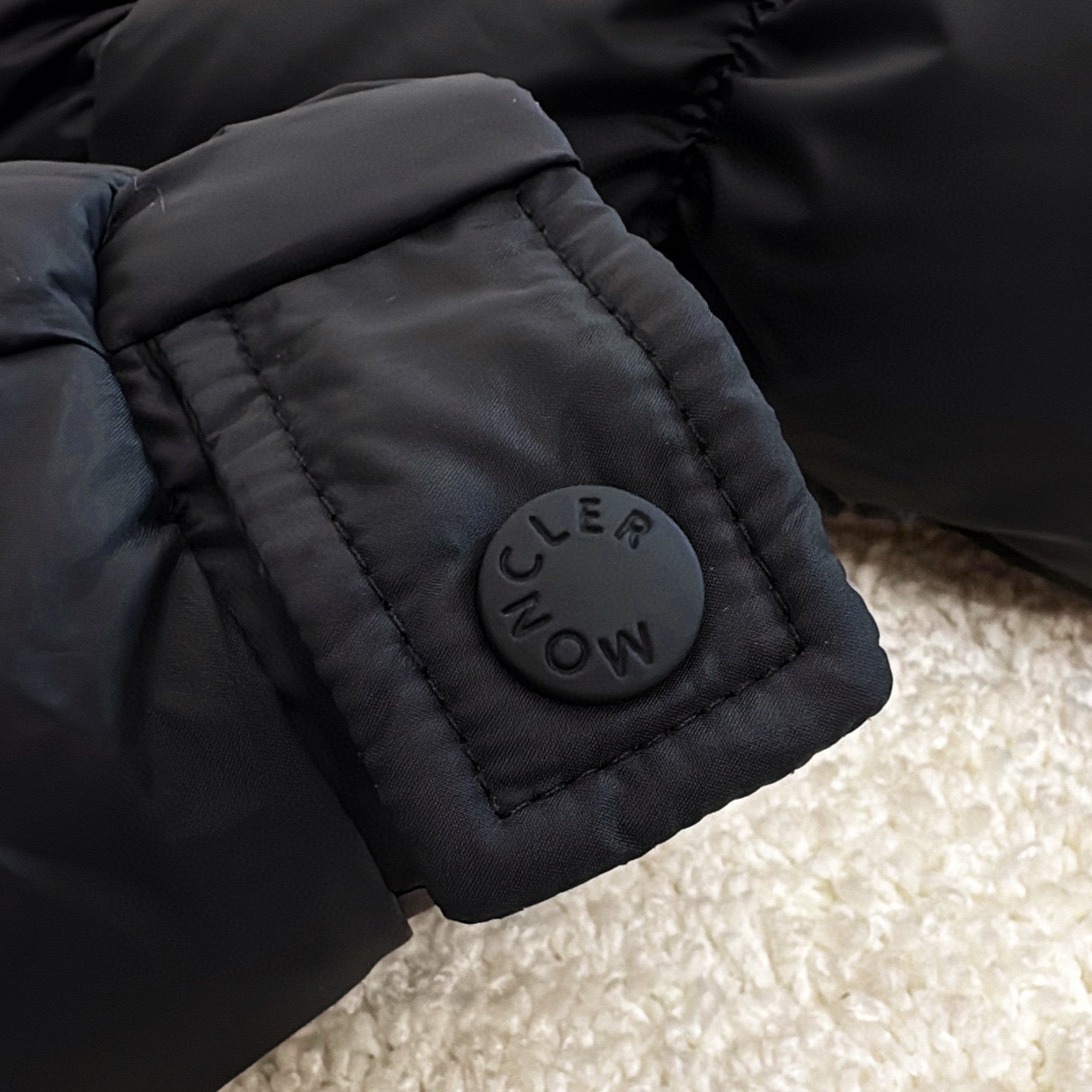 Moncler 2025 Medonte Jacket Black Polyester Down