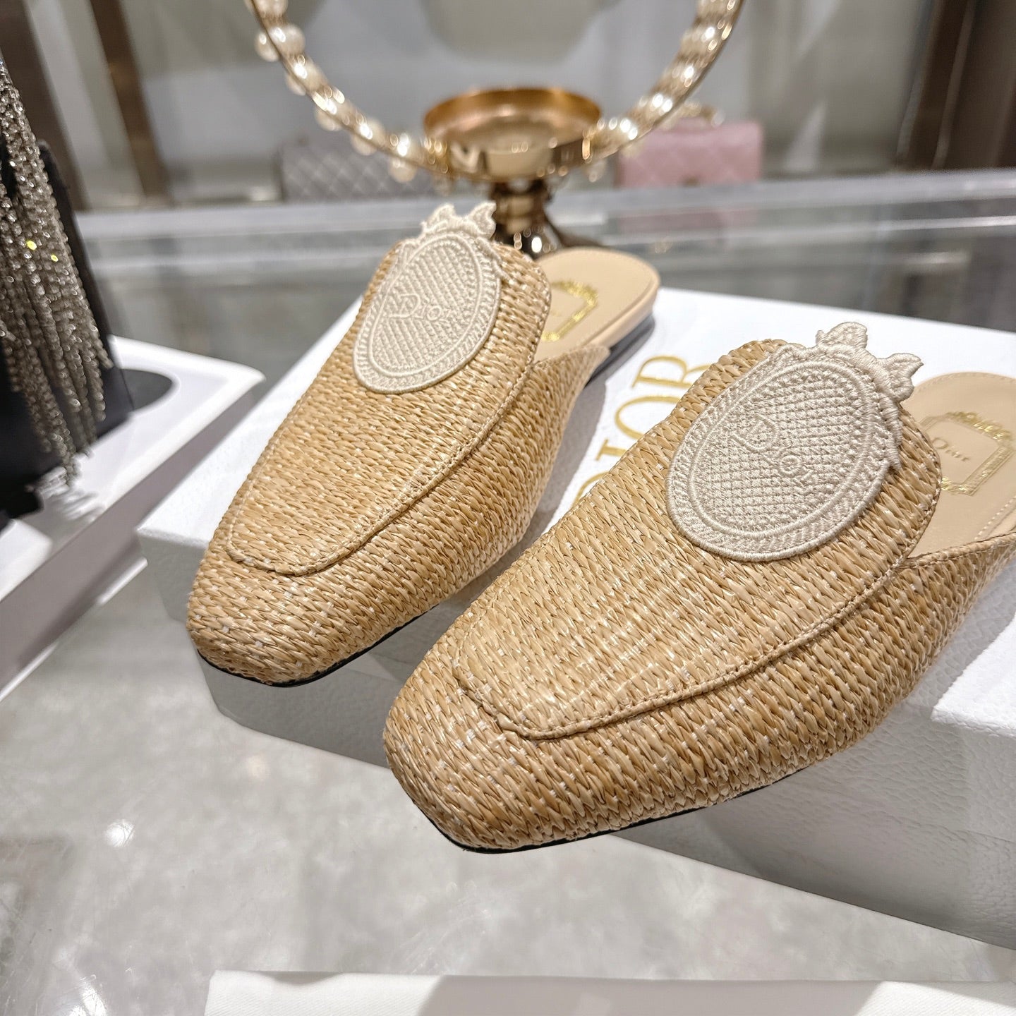 Dior 2026 D-Mdaillon Shoe Suede Raffia 855611