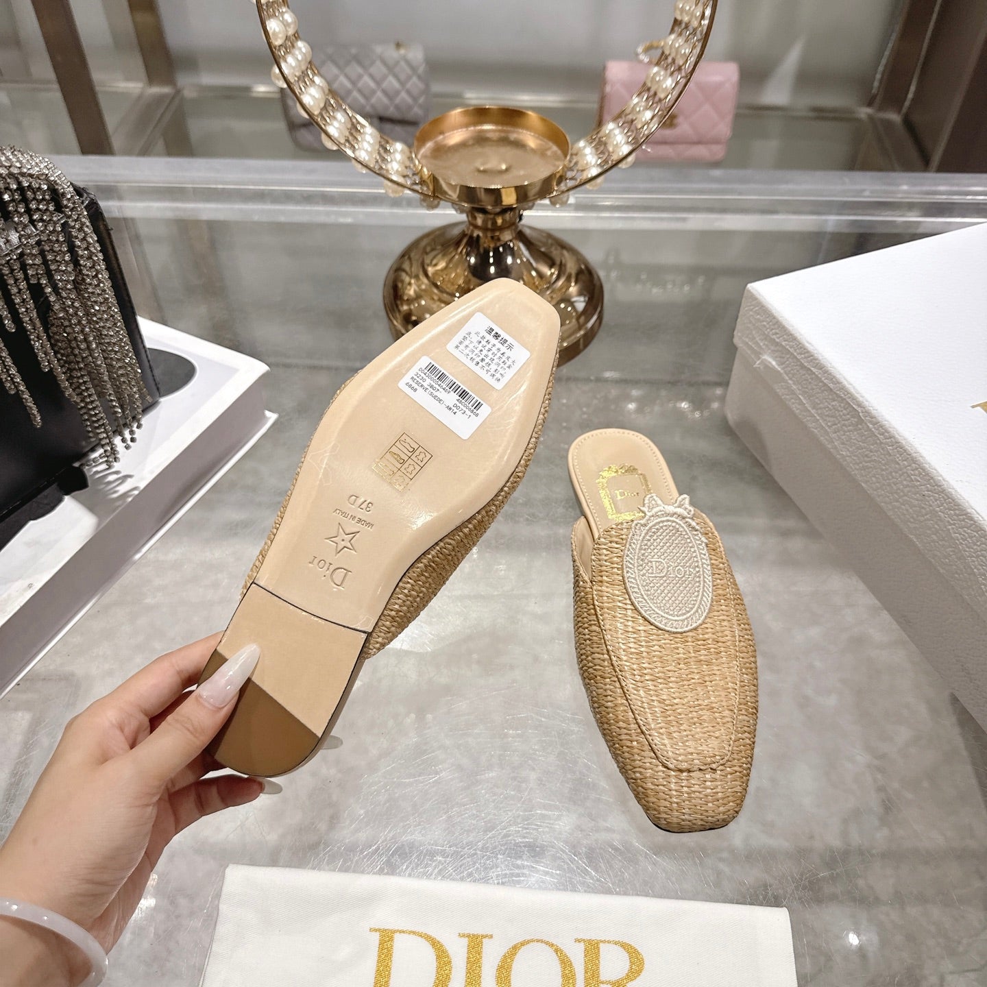 Dior 2026 D-Mdaillon Shoe Suede Raffia 855611