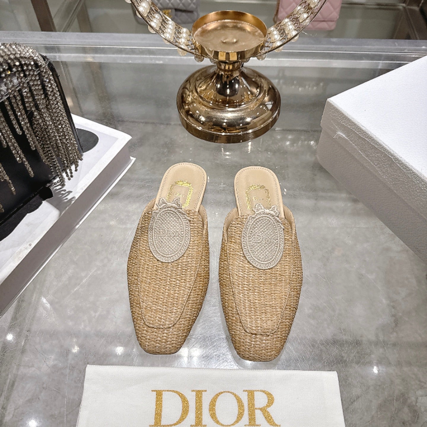 Dior 2026 D-Mdaillon Shoe Suede Raffia 855611