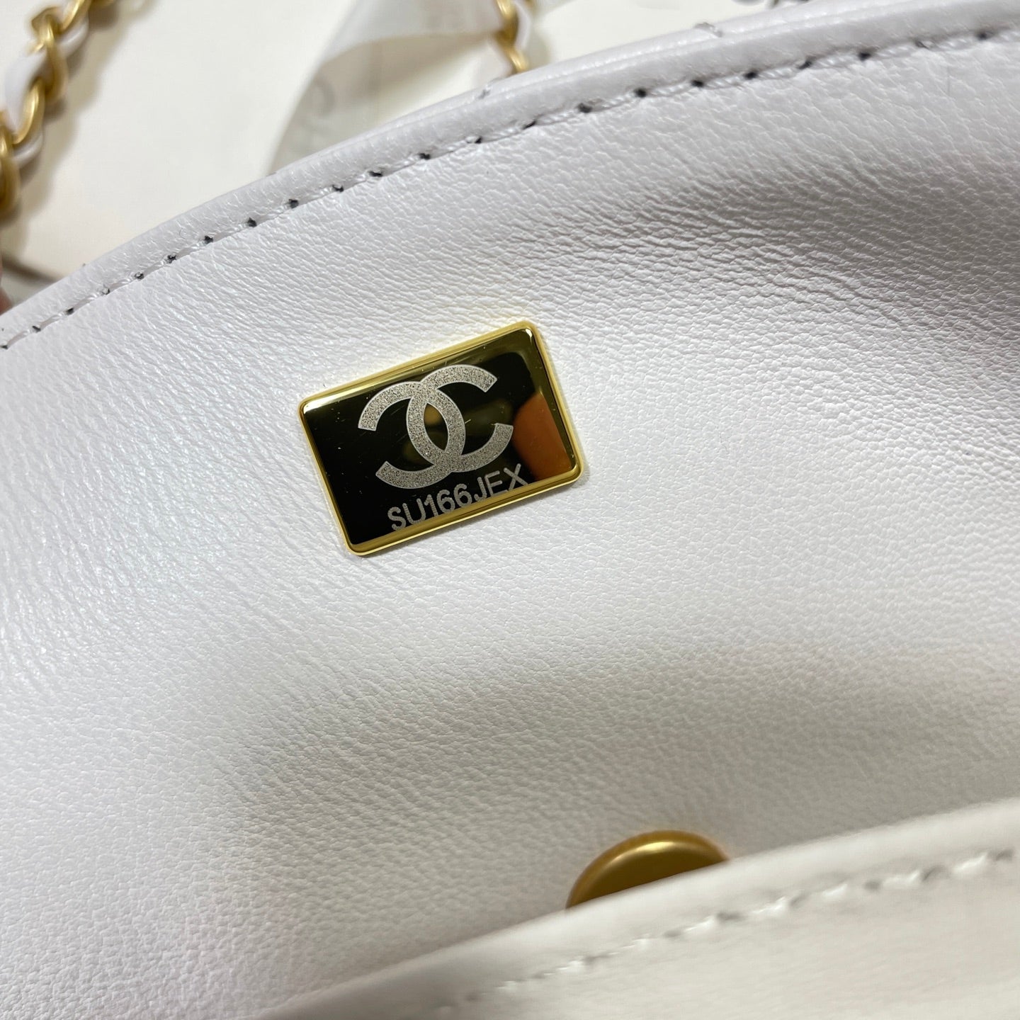 CC 25P Medium Flap Bag 25cm Top Handle Cream Calfskin Gold Hardware