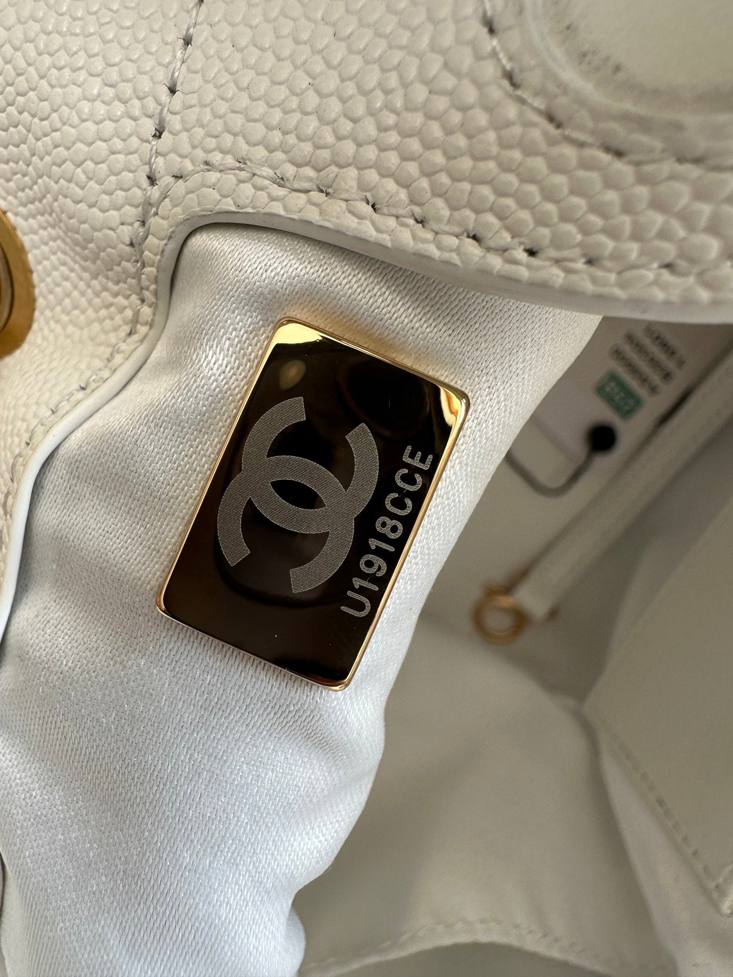 Chanel 2025 Backpack 23cm White Grained Calfskin 318277