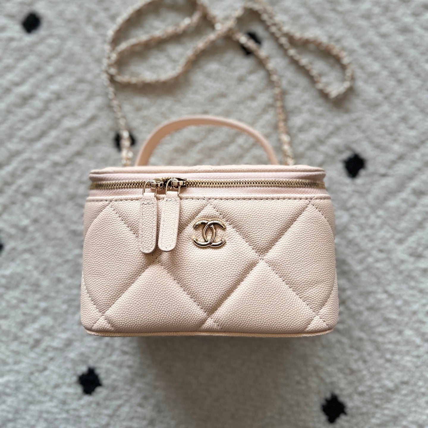 Chanel 2025 Vanity 17cm Bag Light Beige Caviar Leather 320296