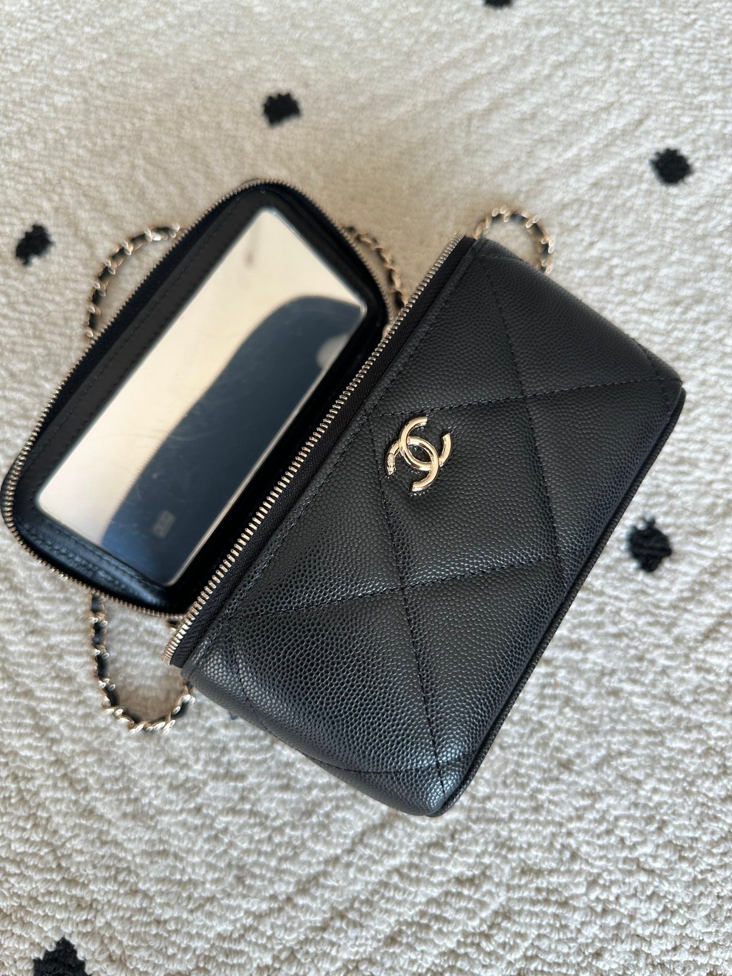 Chanel 2025 Vanity 17cm Bag Black Caviar Leather 320298