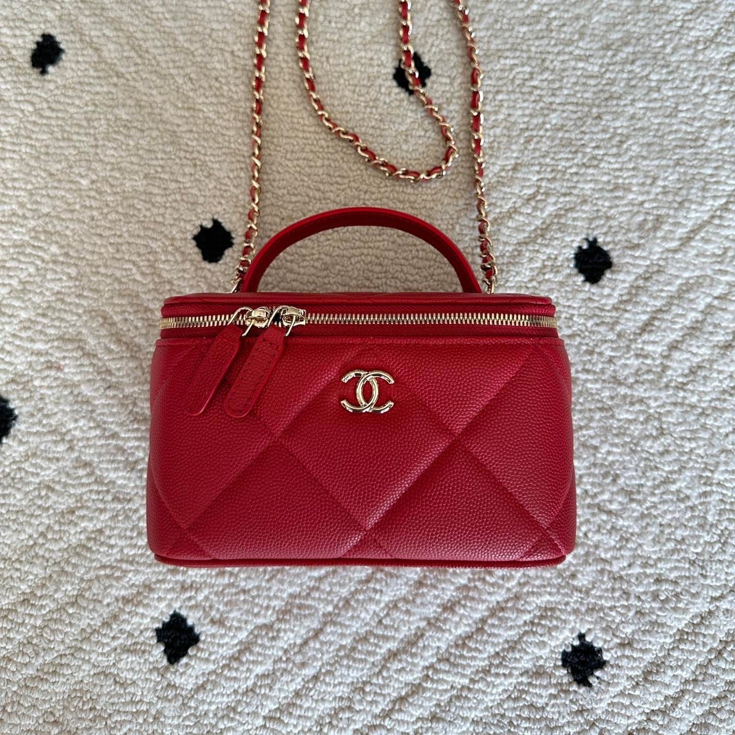 Chanel 2025 Vanity 17cm Bag Red Caviar Leather 320300