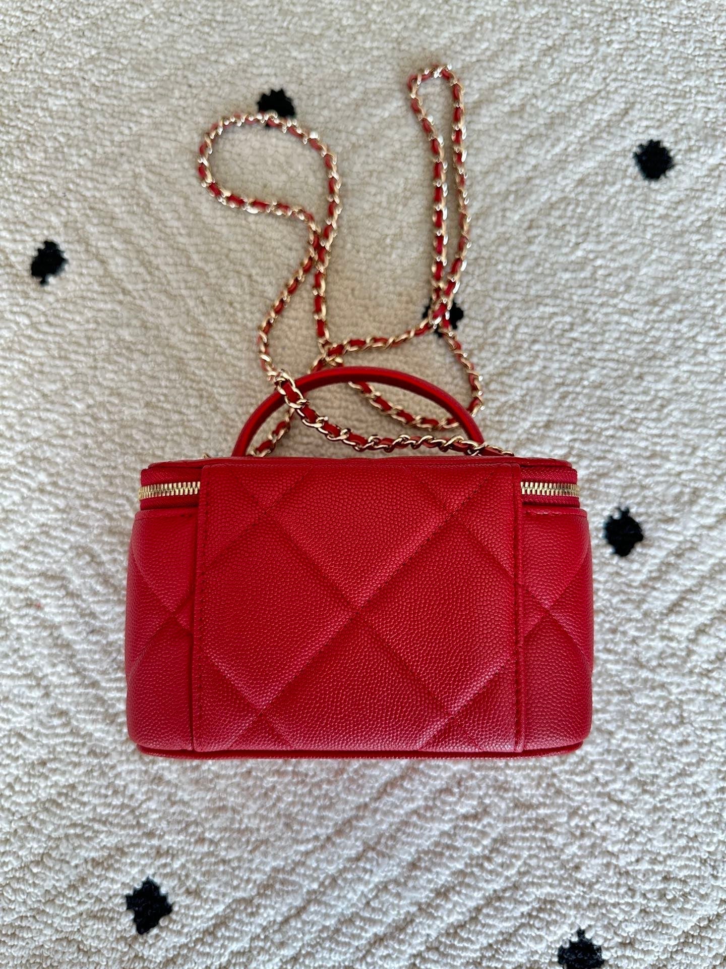 Chanel 2025 Vanity 17cm Bag Red Caviar Leather 320300