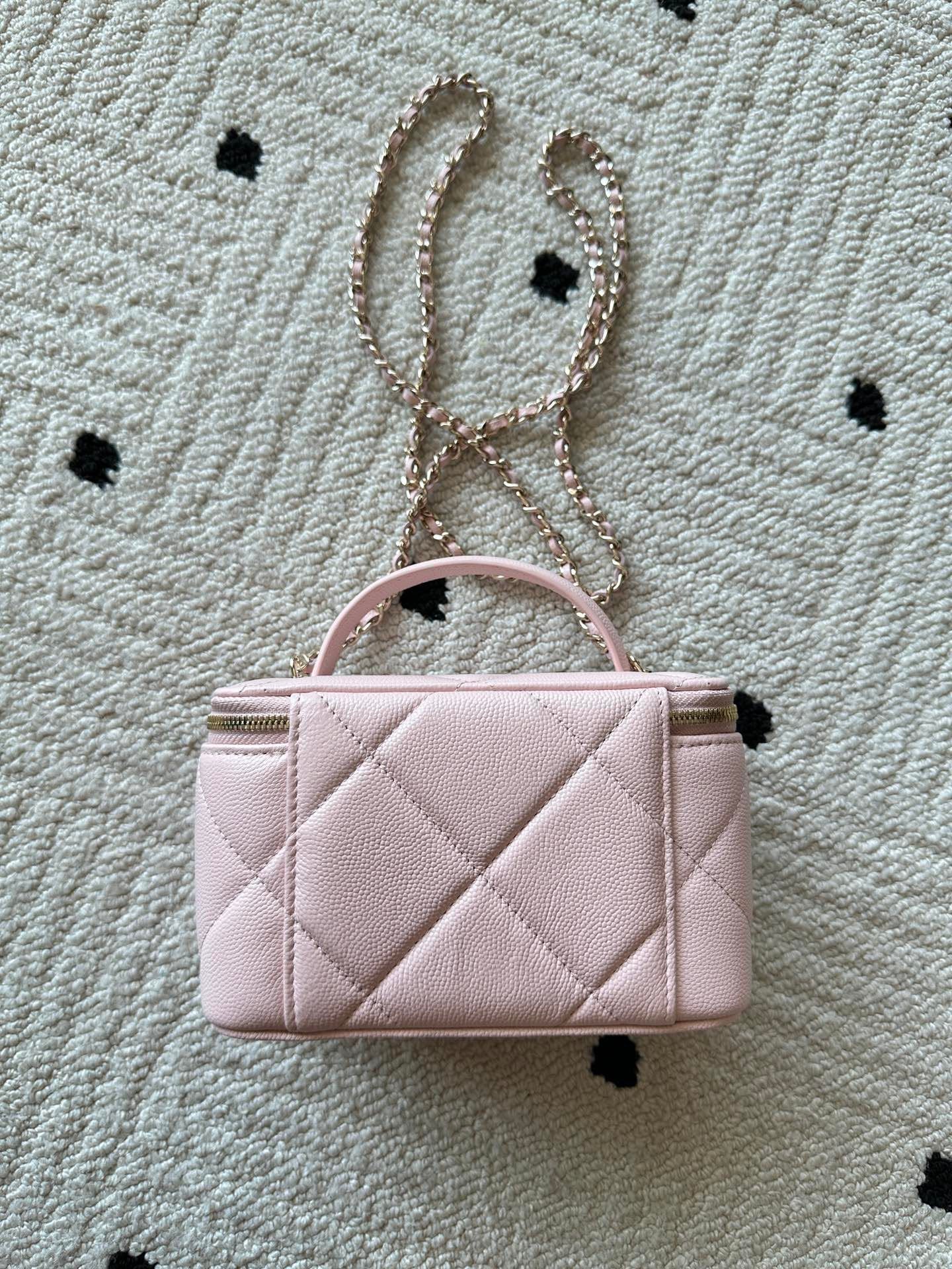Chanel 2025 Vanity 17cm Bag Pink Caviar Leather 320302