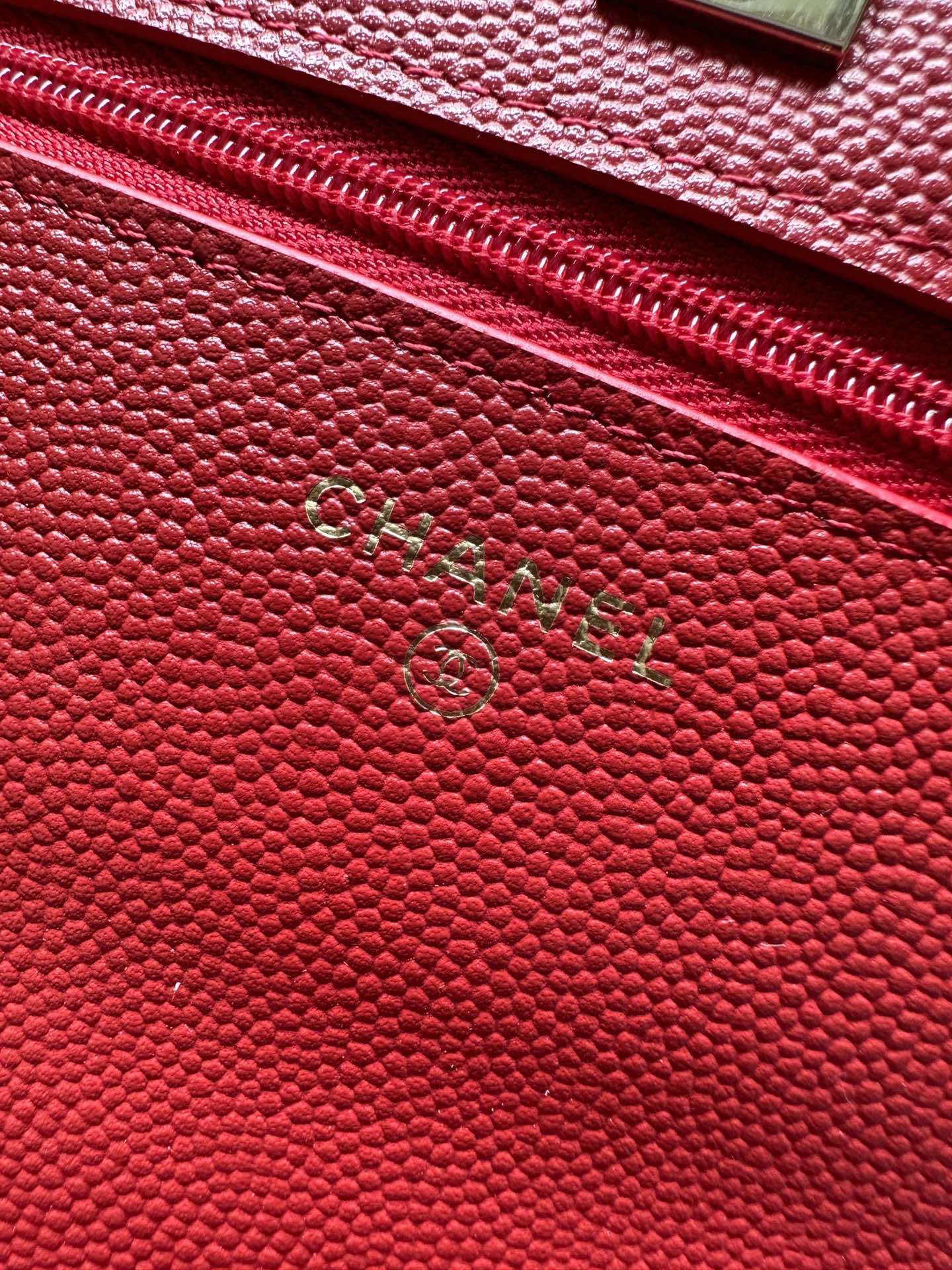 Chanel 2025 Trendy CC Wallet on Chain 19cm Bag Red Caviar Leather 320293