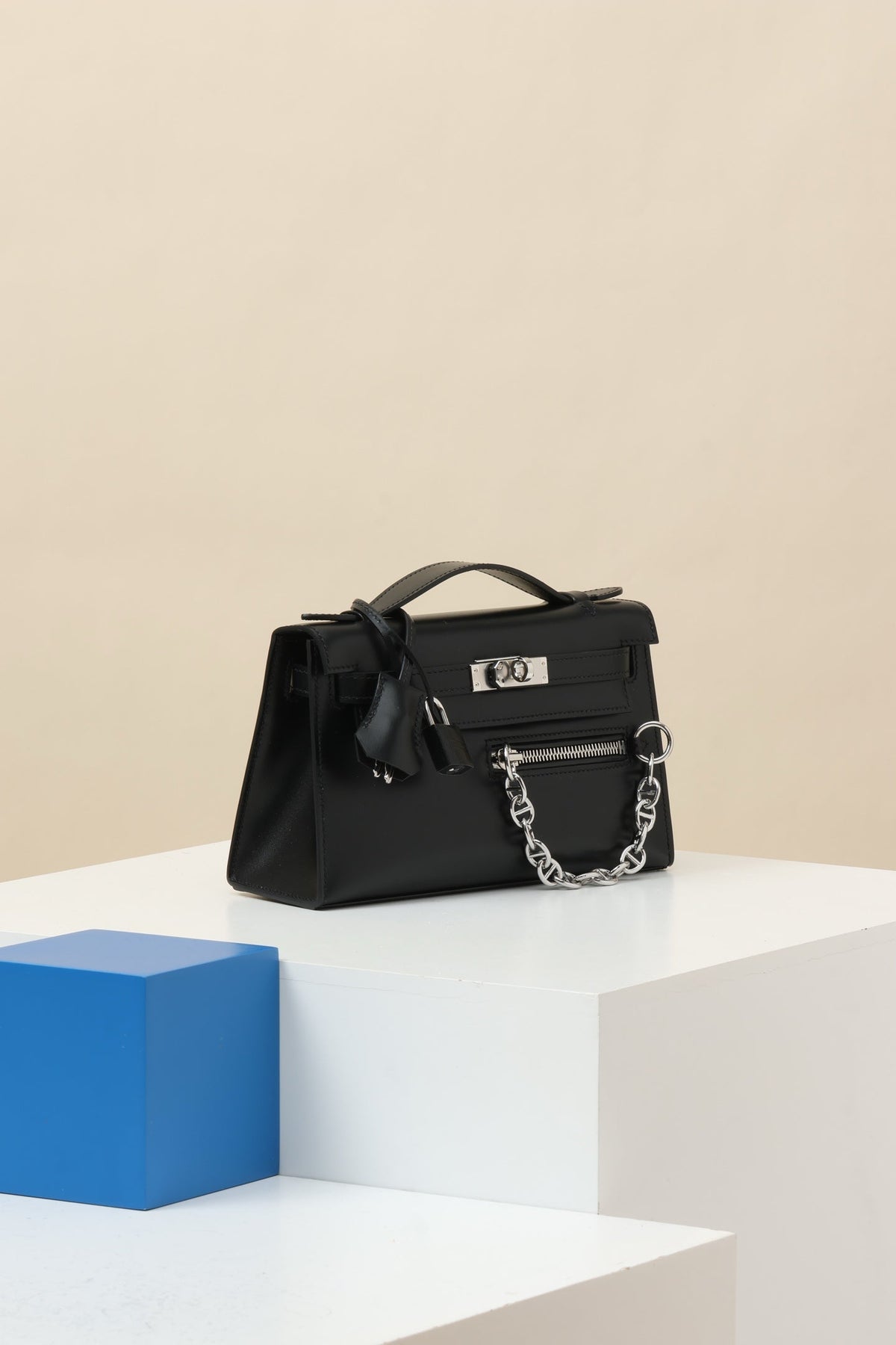 High-end Hermes 2026 Kelly Pochette Rock Bag 22cm Cowhide