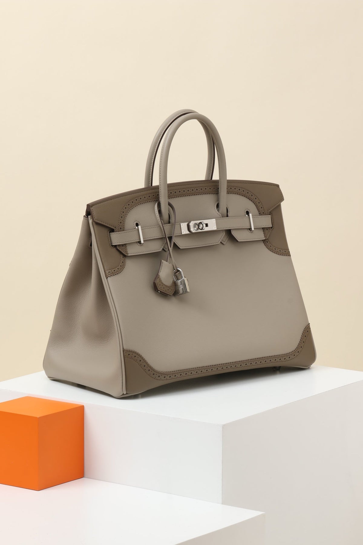 High-end Hermes 2026 Birkin Ghillies 35 Bag Elephant Gray/Diamond Gray Swift Leather
