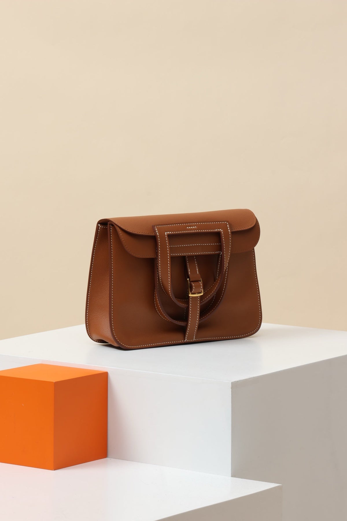 High-end Hermes 2026 Halzan Bag 22cm Golden Brown Swift Leather