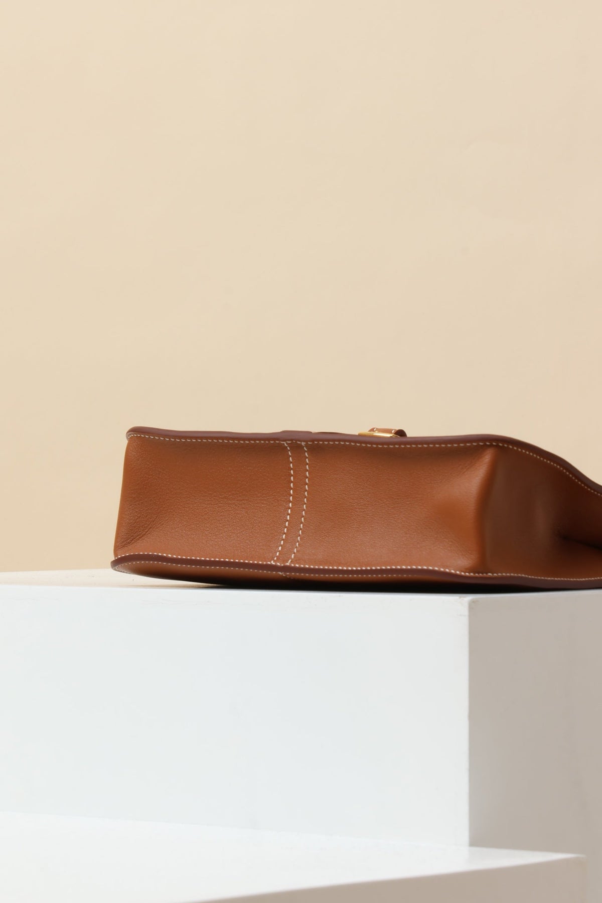 High-end Hermes 2026 Halzan Bag 22cm Golden Brown Swift Leather