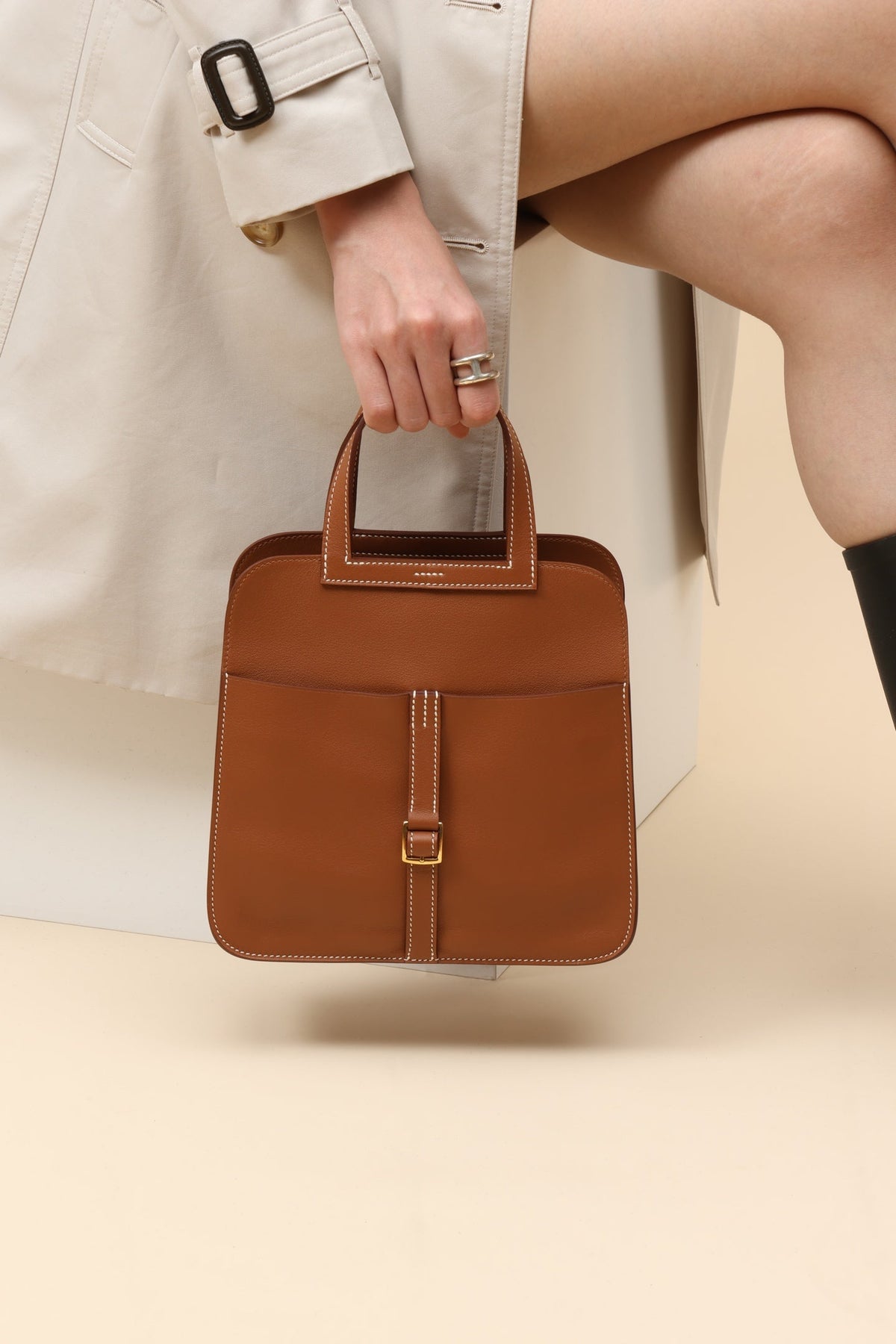 High-end Hermes 2026 Halzan Bag 22cm Golden Brown Swift Leather