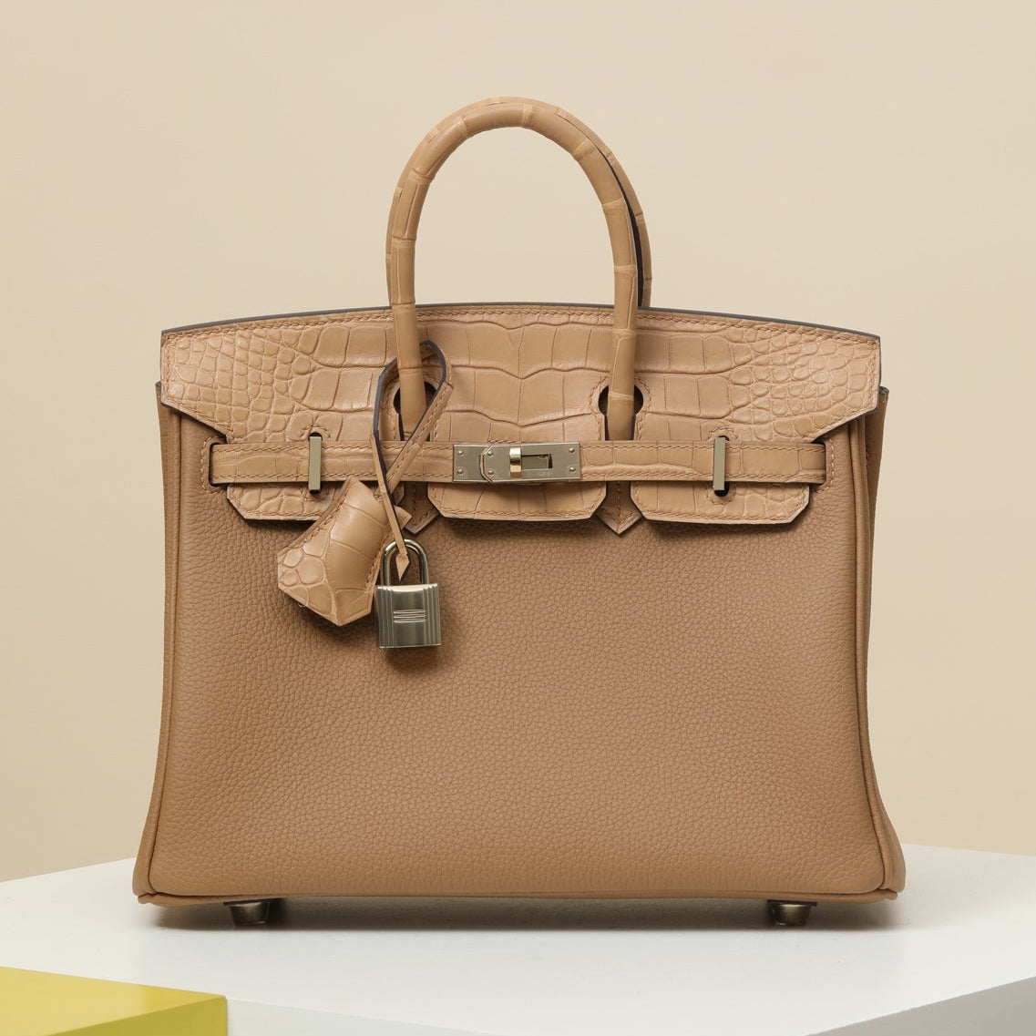 High-end Hermes 2026 Birkin Bag 30cm Milk Tea Togo And Crocodile Leather