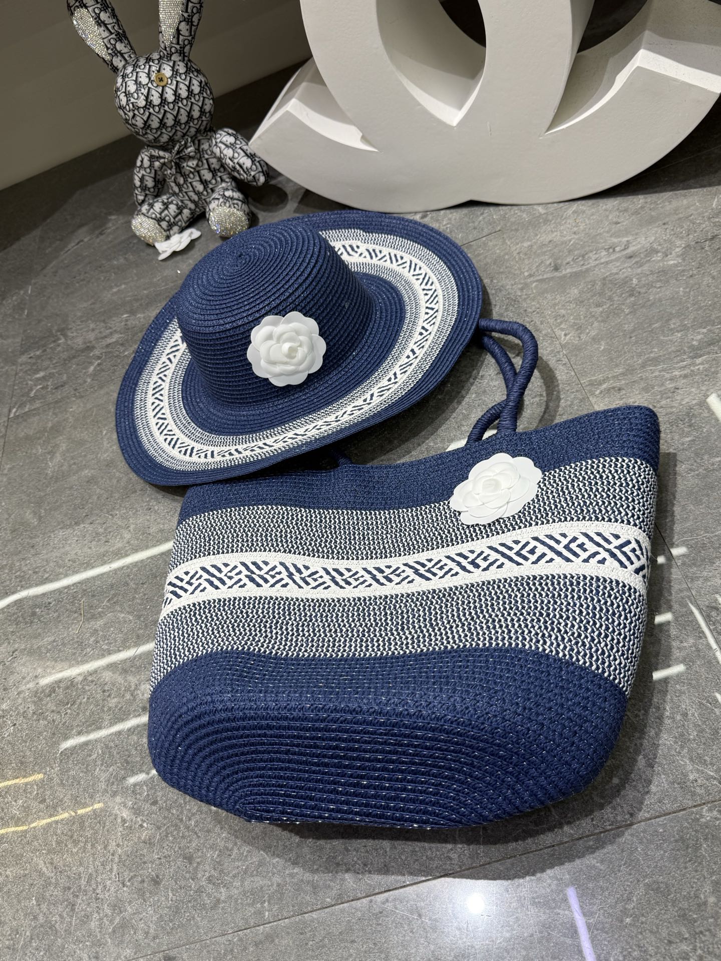 Chanel Straw Hat And Bag Set 209738