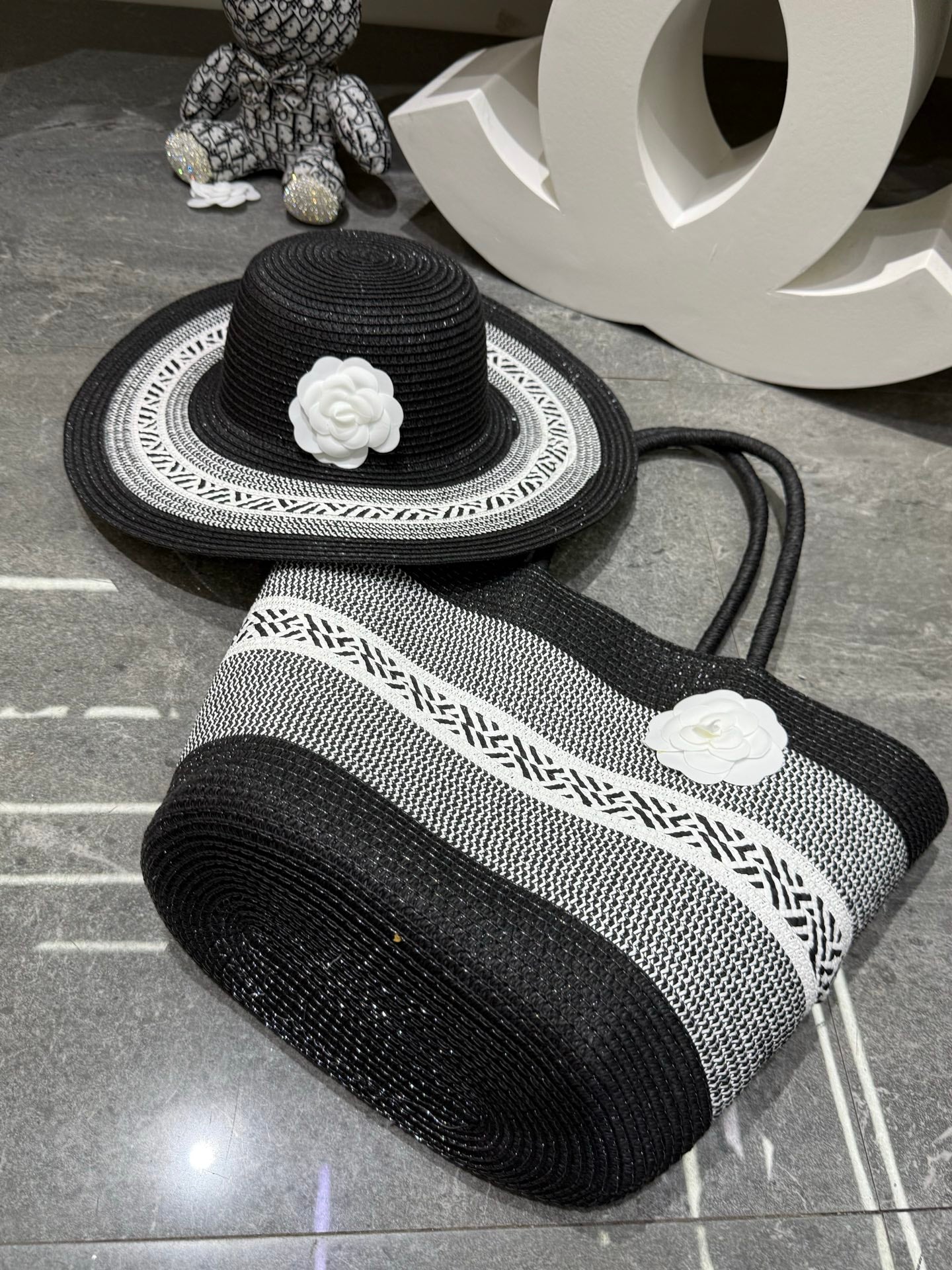 Chanel Straw Hat And Bag Set 209738