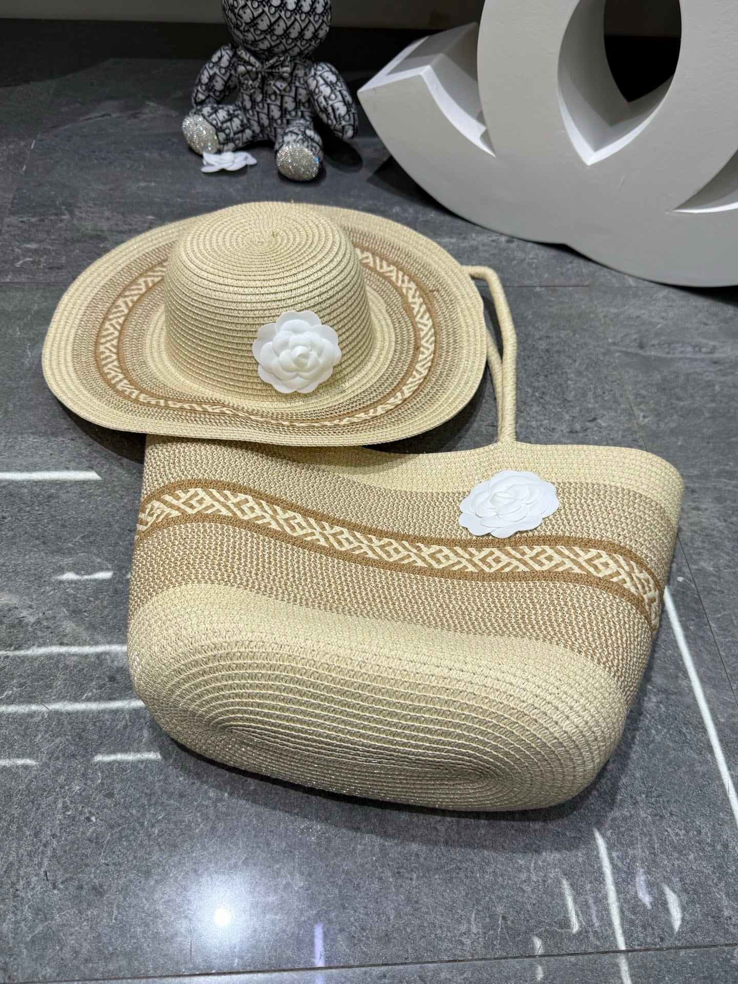 Chanel Straw Hat And Bag Set 209738